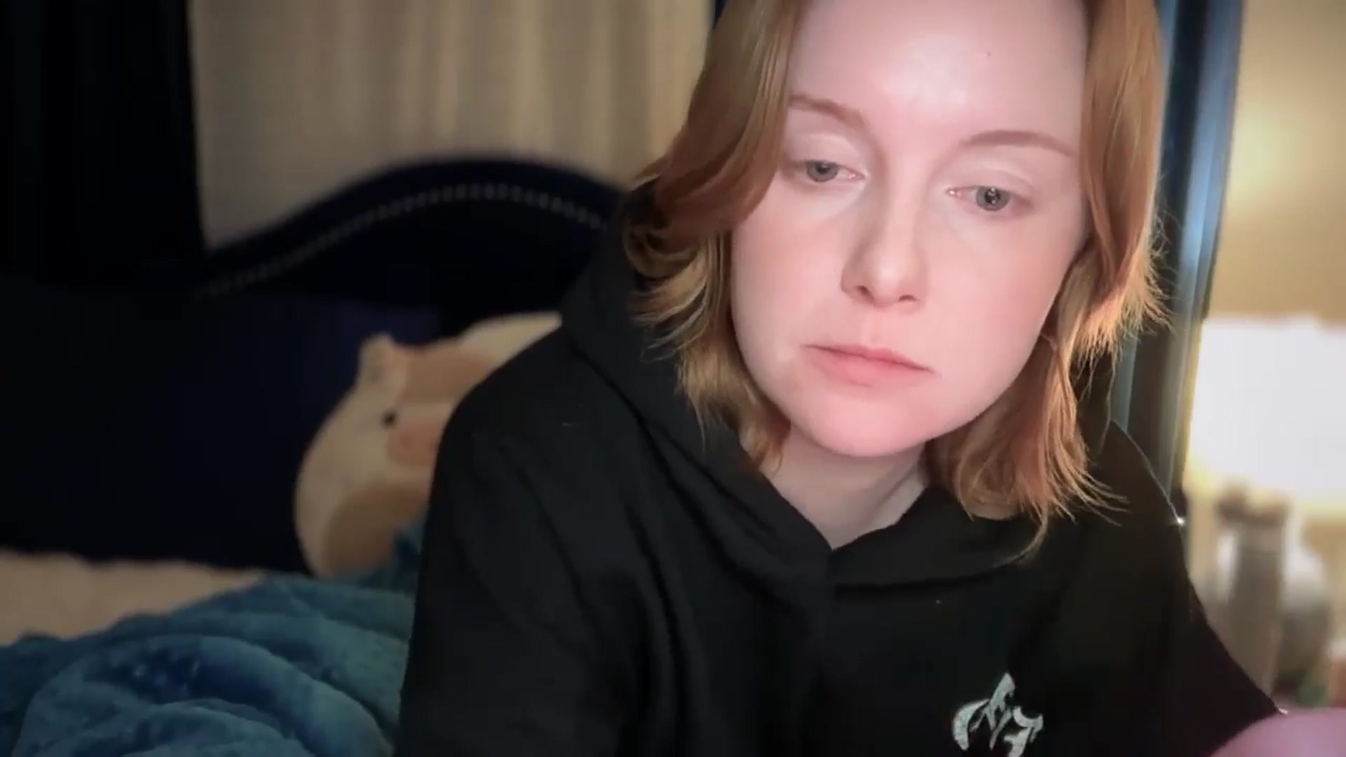 Gallery image thumbnail from LizzySmallz's myfreecams stream on, 09/27/2025, 13:14 image 10 of 20