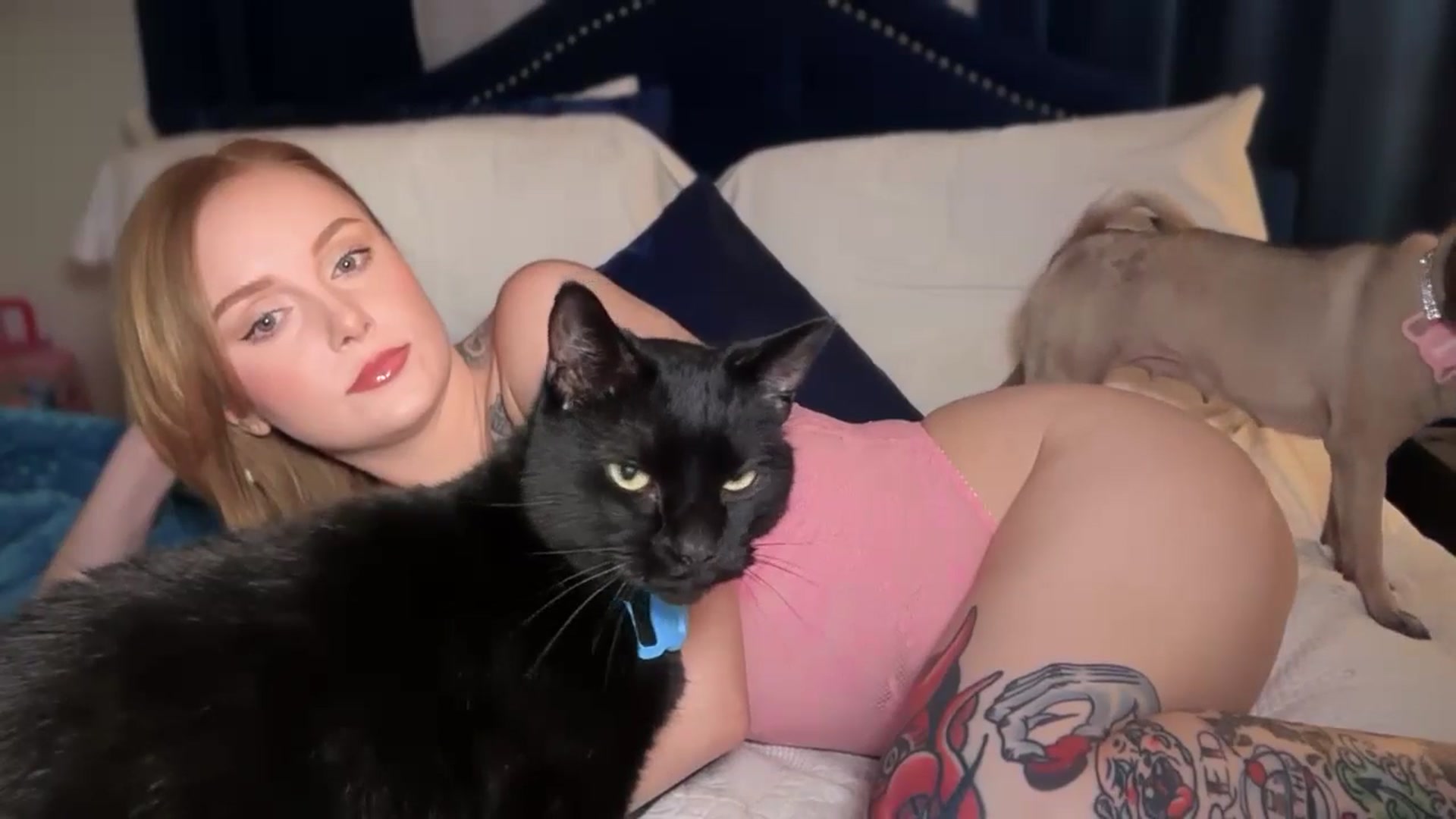 Gallery image thumbnail from LizzySmallz's myfreecams stream on, 09/28/2025, 10:40 image 4 of 20