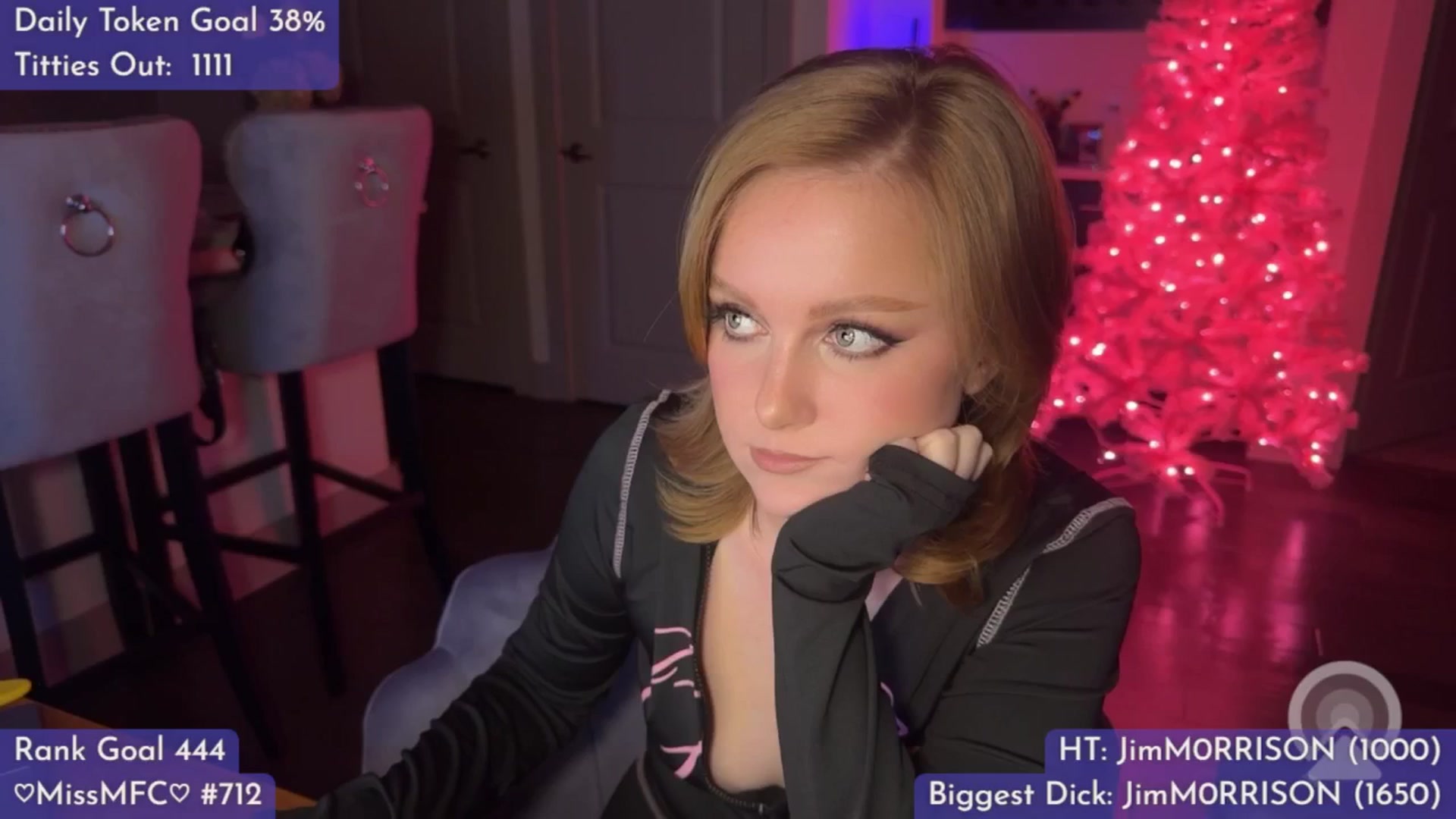 Gallery image thumbnail from LizzySmallz's myfreecams stream on, 11/09/2025, 12:44 image 19 of 20