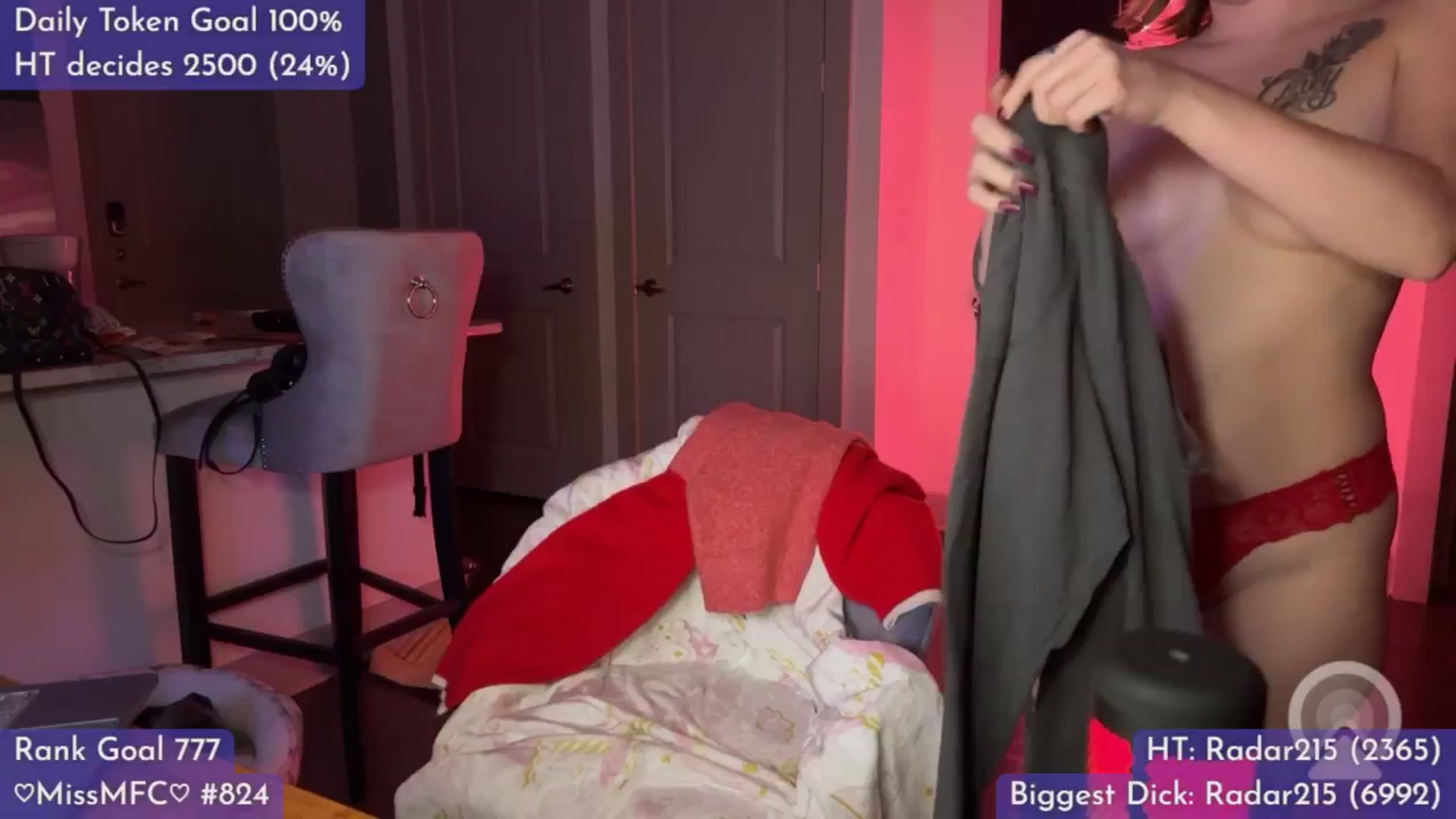 Gallery image thumbnail from LizzySmallz's myfreecams stream on, 11/14/2025, 08:37 image 20 of 20