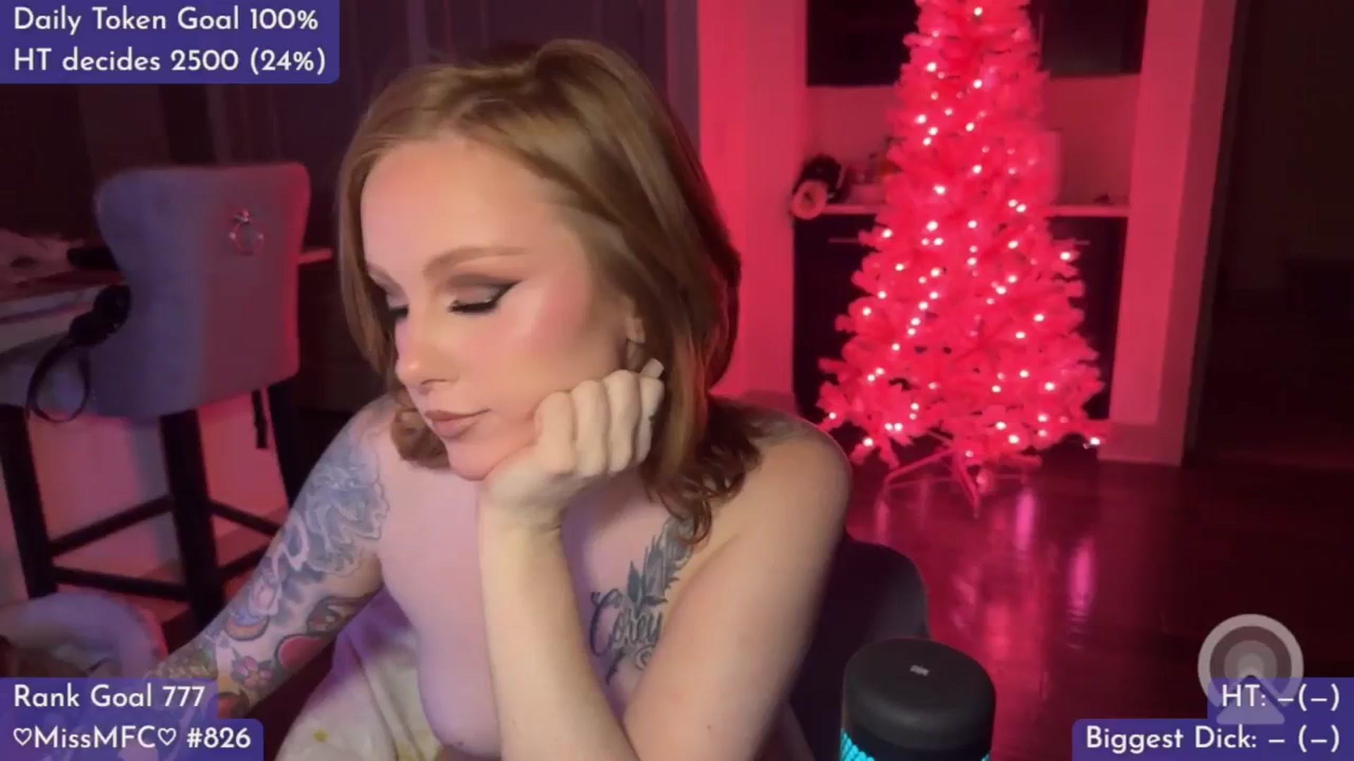 Gallery image thumbnail from LizzySmallz's myfreecams stream on, 11/14/2025, 09:55 image 13 of 20