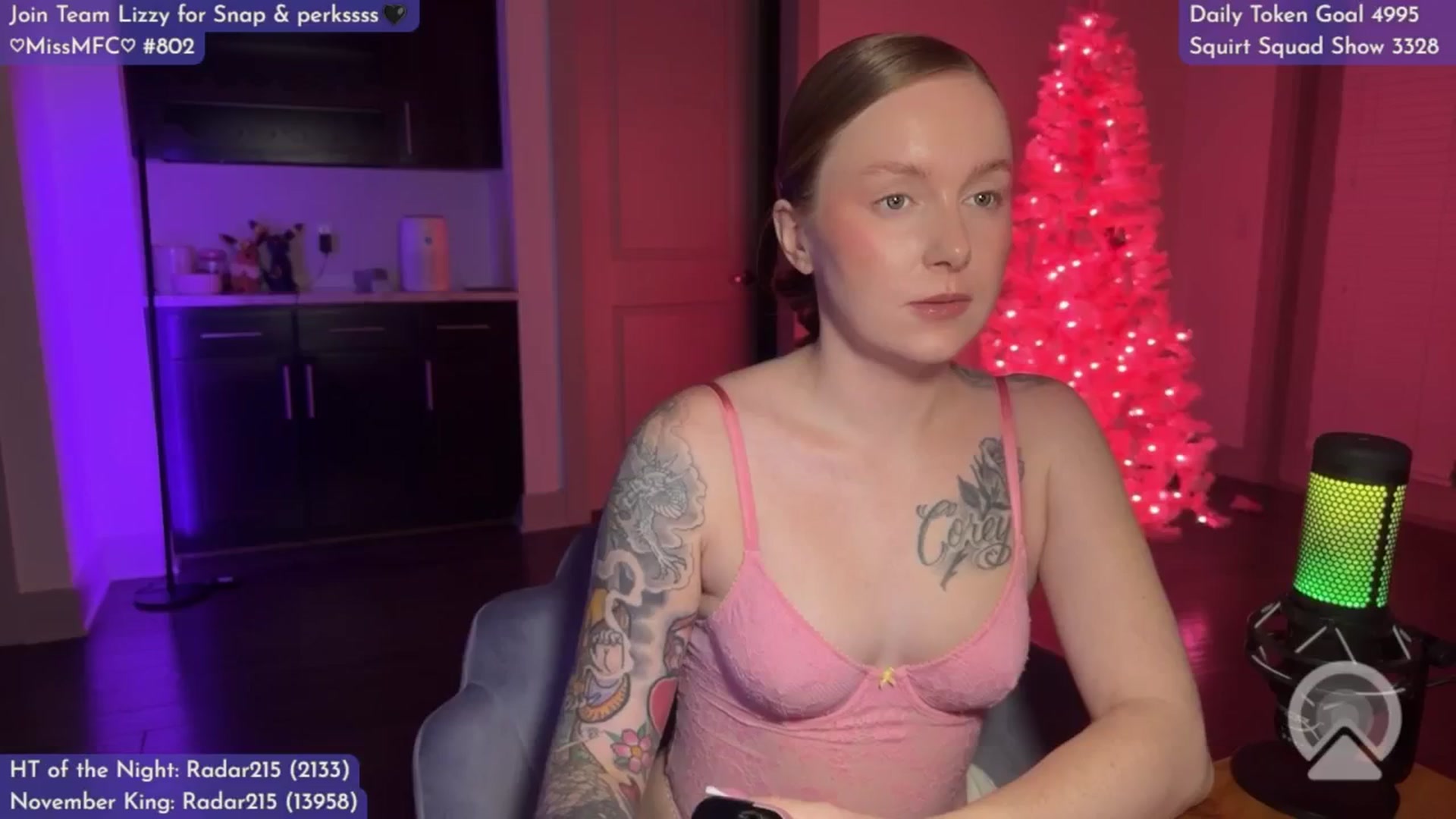 Gallery image thumbnail from LizzySmallz's myfreecams stream on, 11/19/2025, 09:59 image 7 of 20