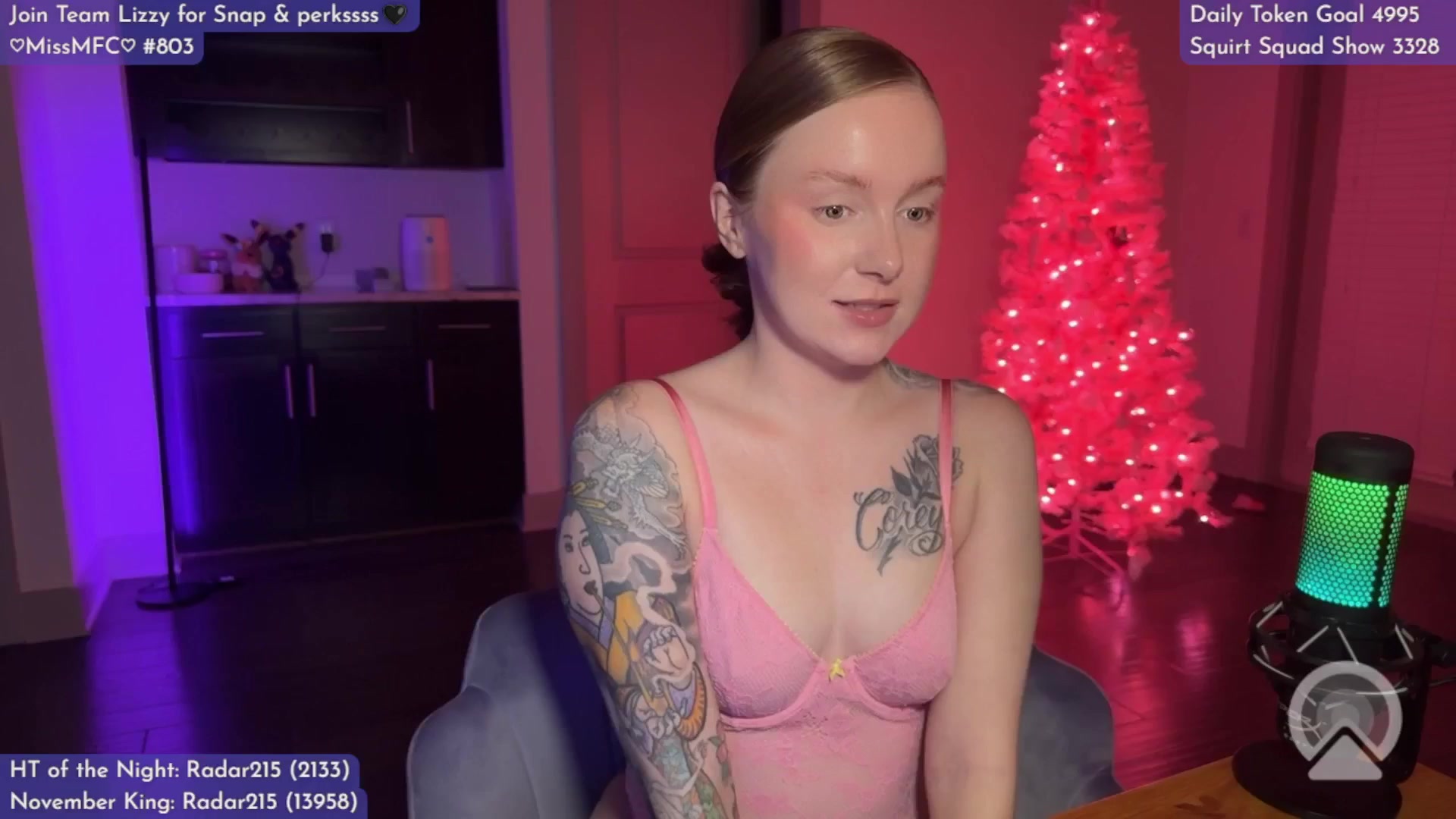 Gallery image thumbnail from LizzySmallz's myfreecams stream on, 11/19/2025, 09:59 image 10 of 20