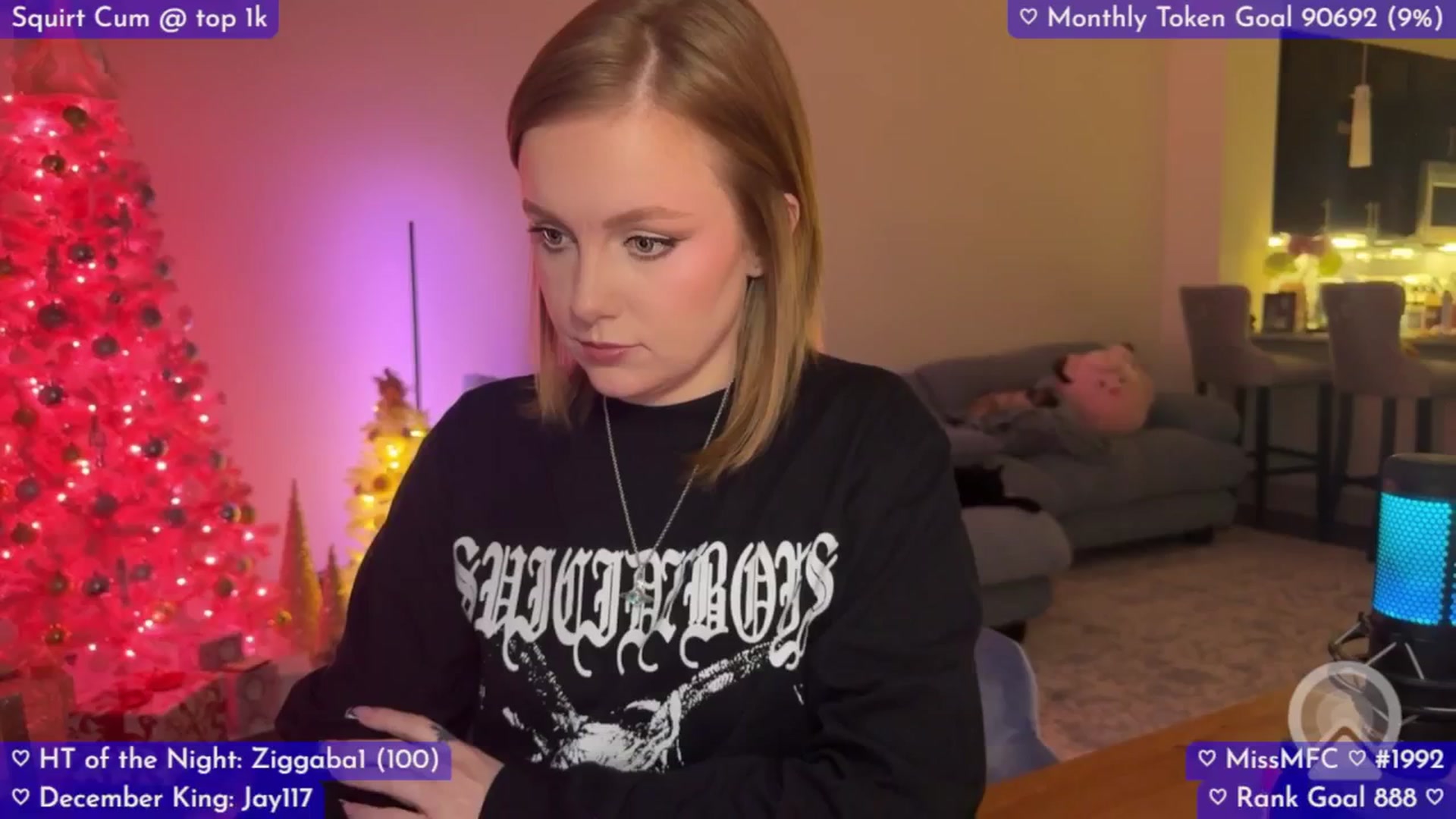 Gallery image thumbnail from LizzySmallz's myfreecams stream on, 12/13/2025, 08:04 image 15 of 20