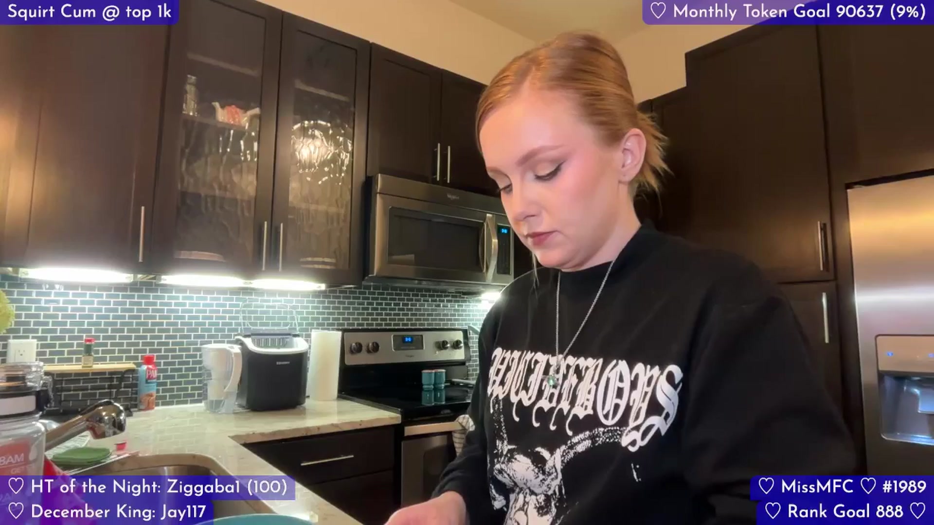 Gallery image thumbnail from LizzySmallz's myfreecams stream on, 12/13/2025, 09:51 image 7 of 20