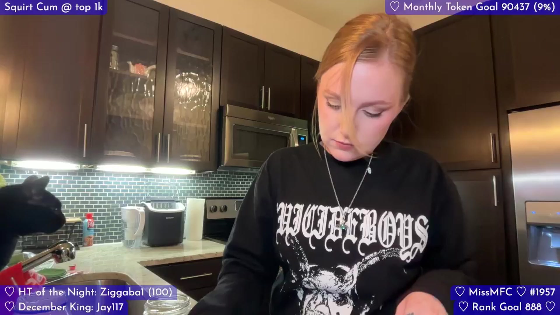 Gallery image thumbnail from LizzySmallz's myfreecams stream on, 12/13/2025, 09:51 image 17 of 20