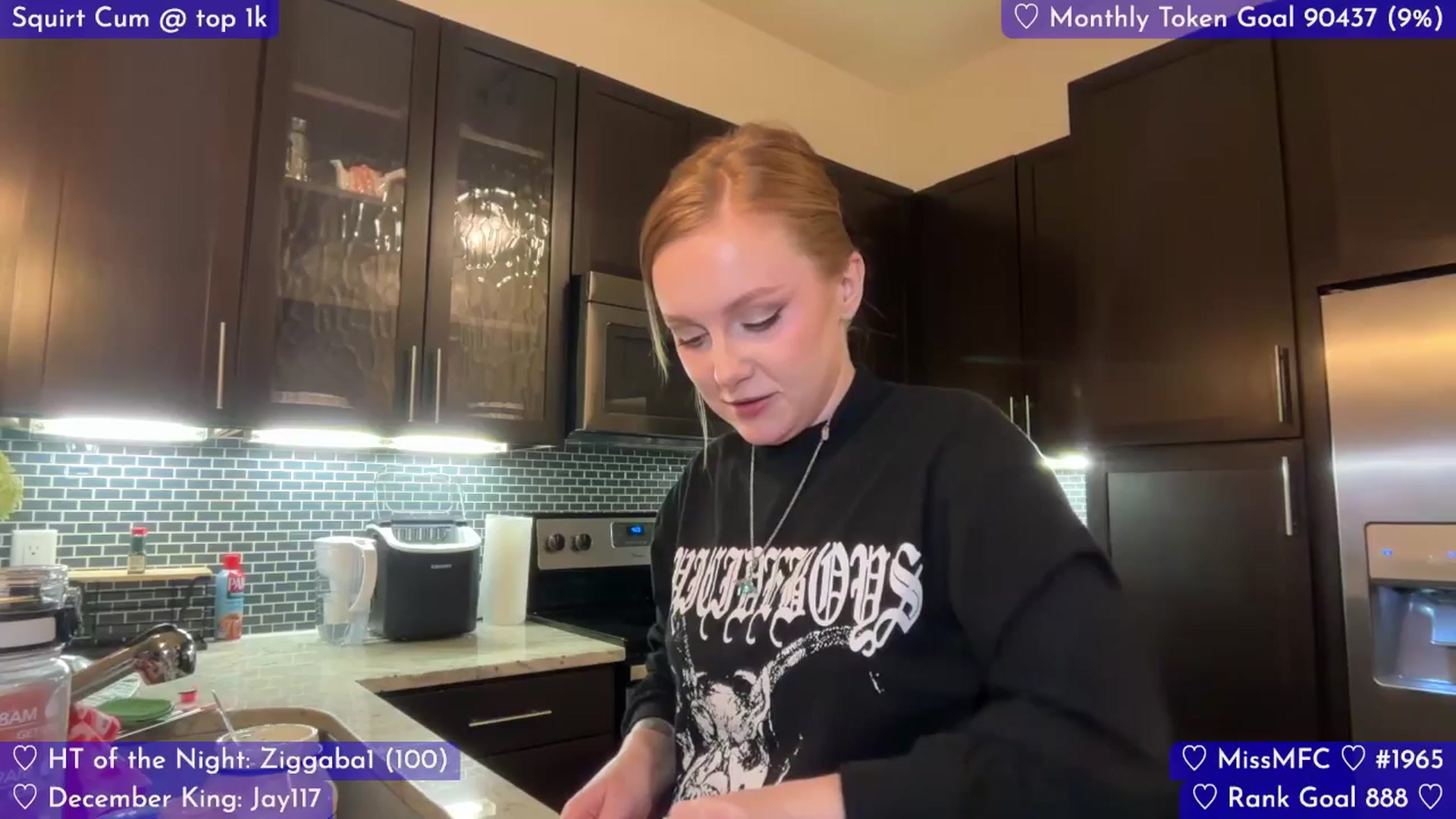 Gallery image thumbnail from LizzySmallz's myfreecams stream on, 12/13/2025, 09:51 image 15 of 20