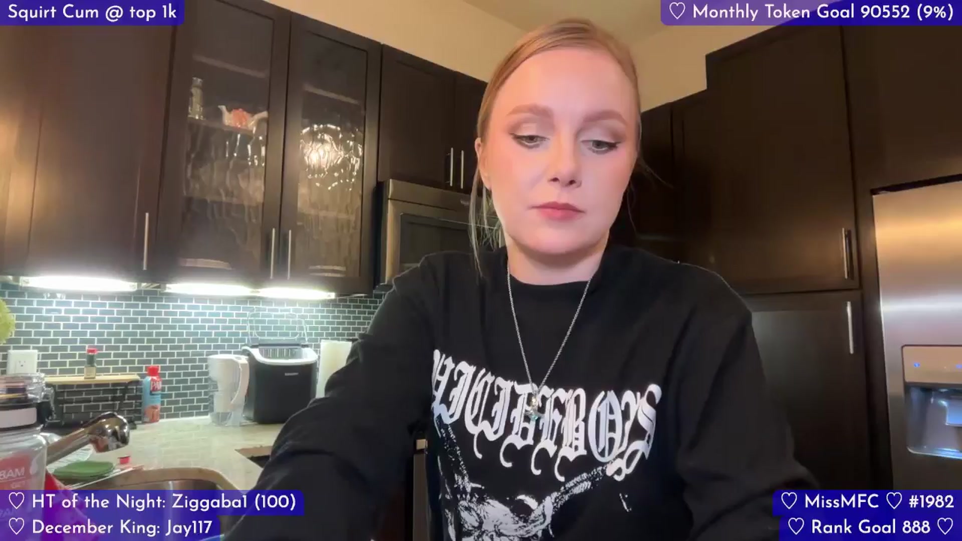 Gallery image thumbnail from LizzySmallz's myfreecams stream on, 12/13/2025, 09:51 image 9 of 20