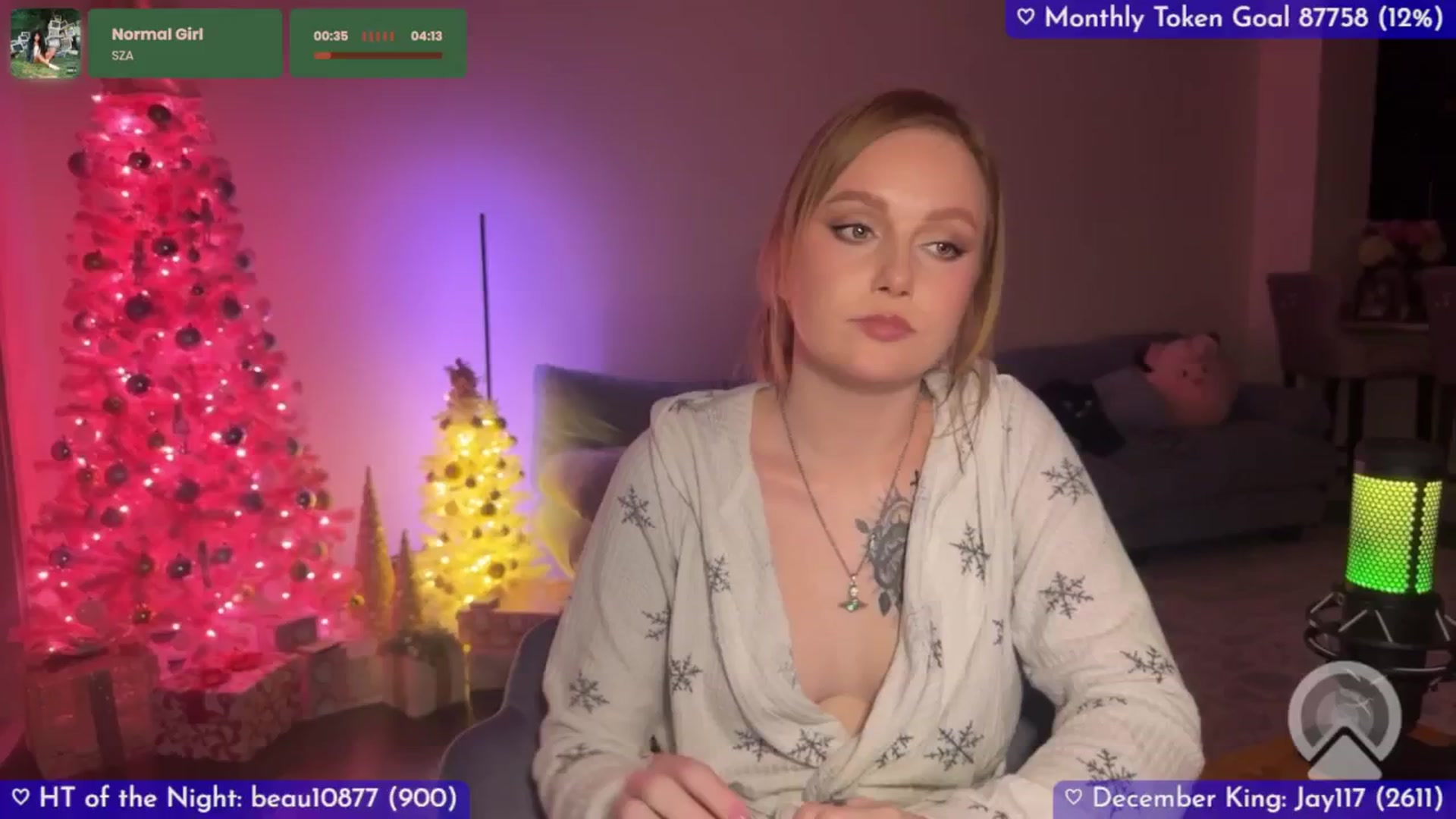 Gallery image thumbnail from LizzySmallz's myfreecams stream on, 12/13/2025, 12:40 image 18 of 20