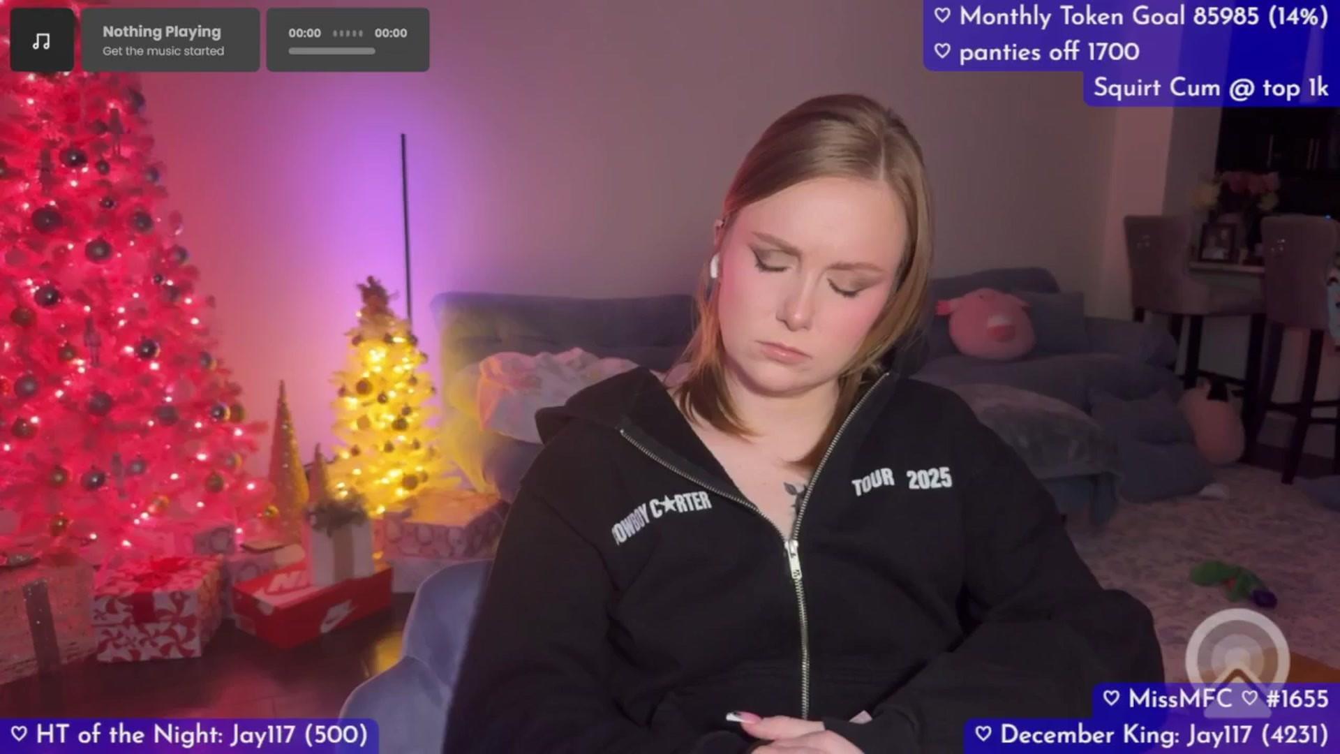 Gallery image thumbnail from LizzySmallz's myfreecams stream on, 12/16/2025, 10:35 image 16 of 20