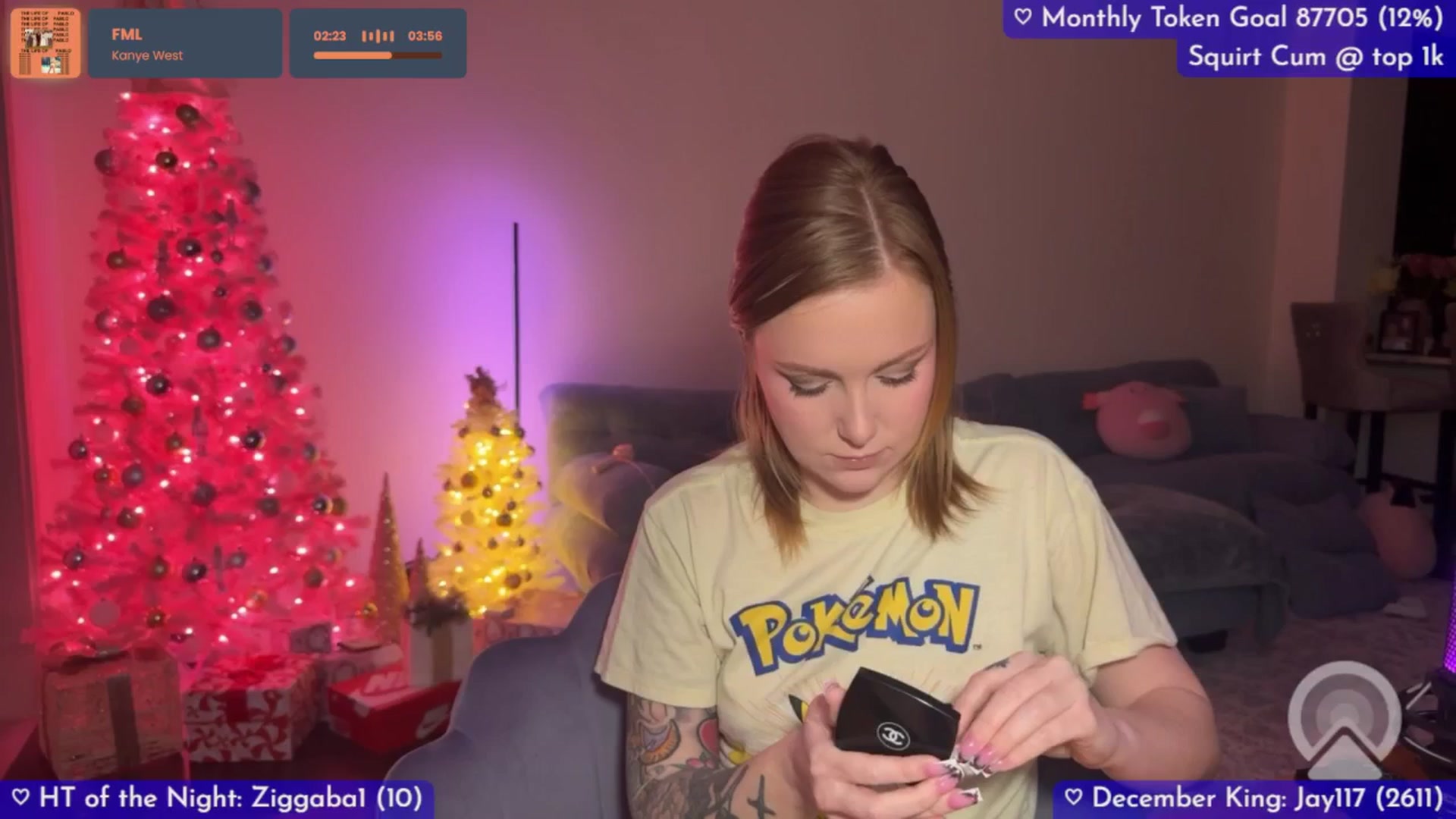 Gallery image thumbnail from LizzySmallz's myfreecams stream on, 12/16/2025, 10:35 image 1 of 20