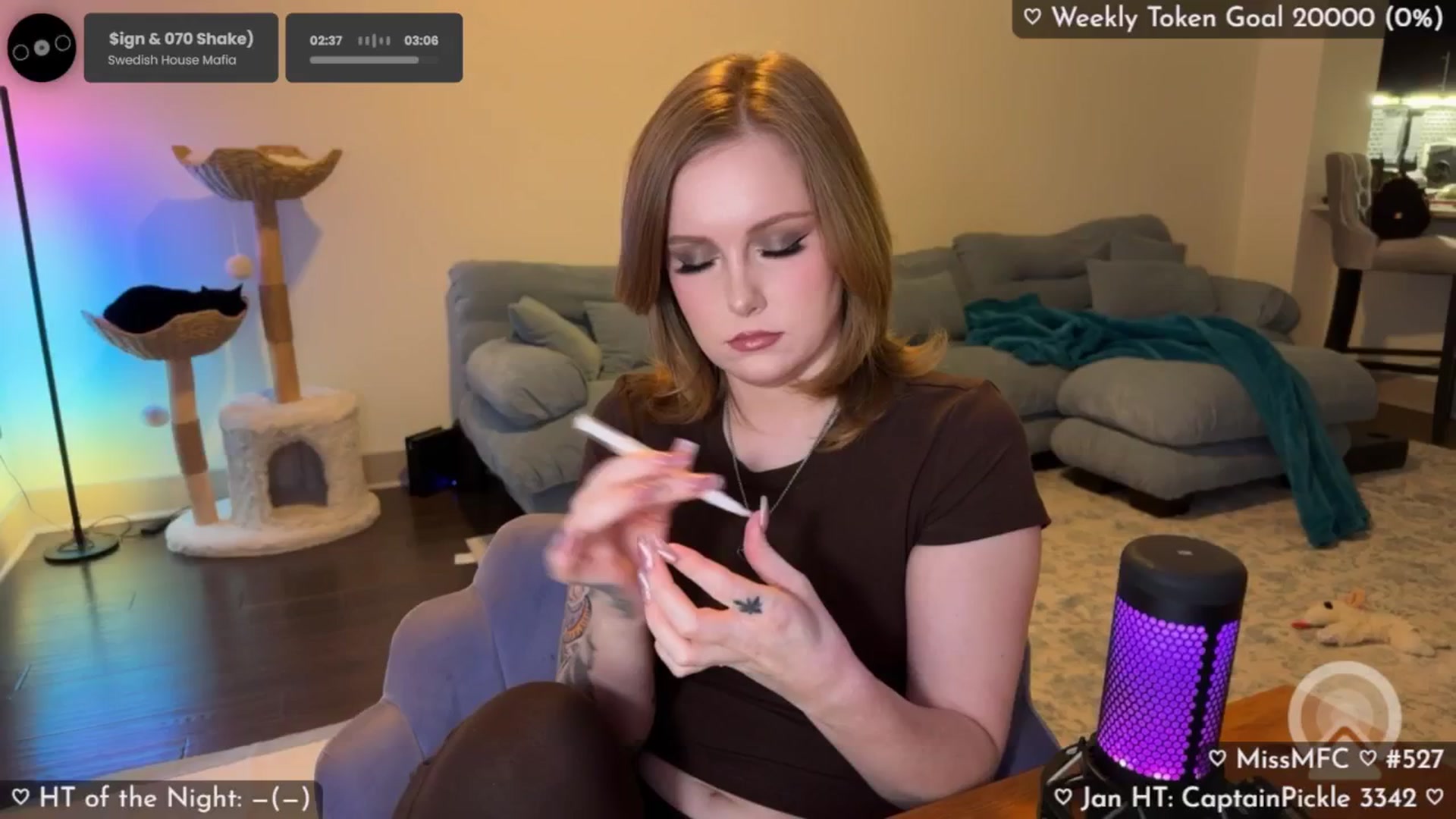 Gallery image thumbnail from LizzySmallz's myfreecams stream on, 01/13/2026, 06:51 image 3 of 20