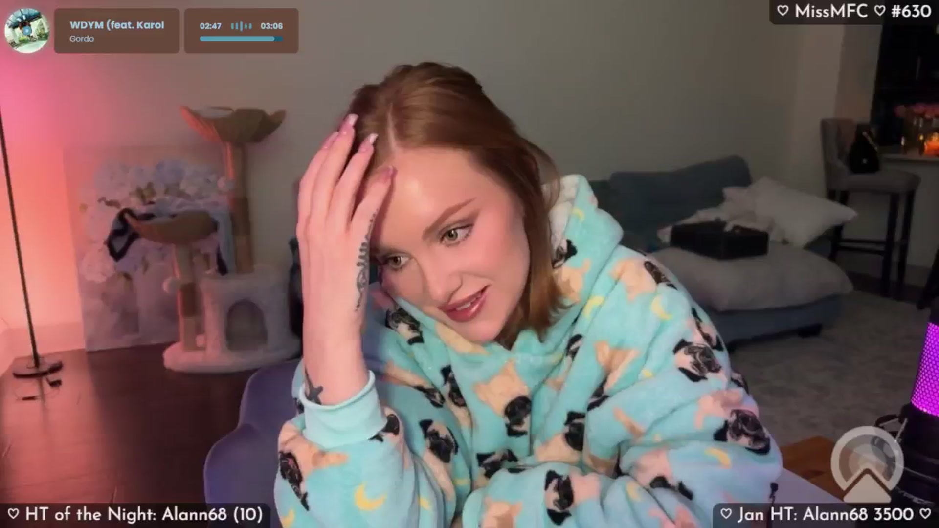 Gallery image thumbnail from LizzySmallz's myfreecams stream on, 01/26/2026, 04:24 image 12 of 20