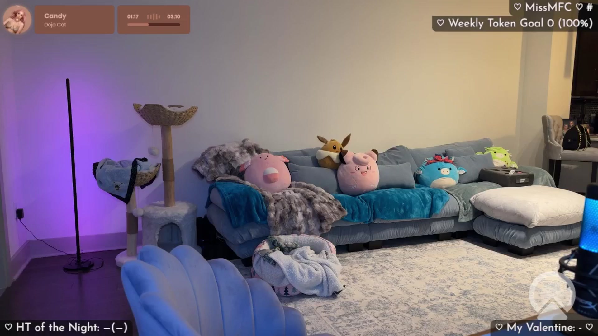 Gallery image thumbnail from LizzySmallz's myfreecams stream on, 02/03/2026, 24:56 image 5 of 20