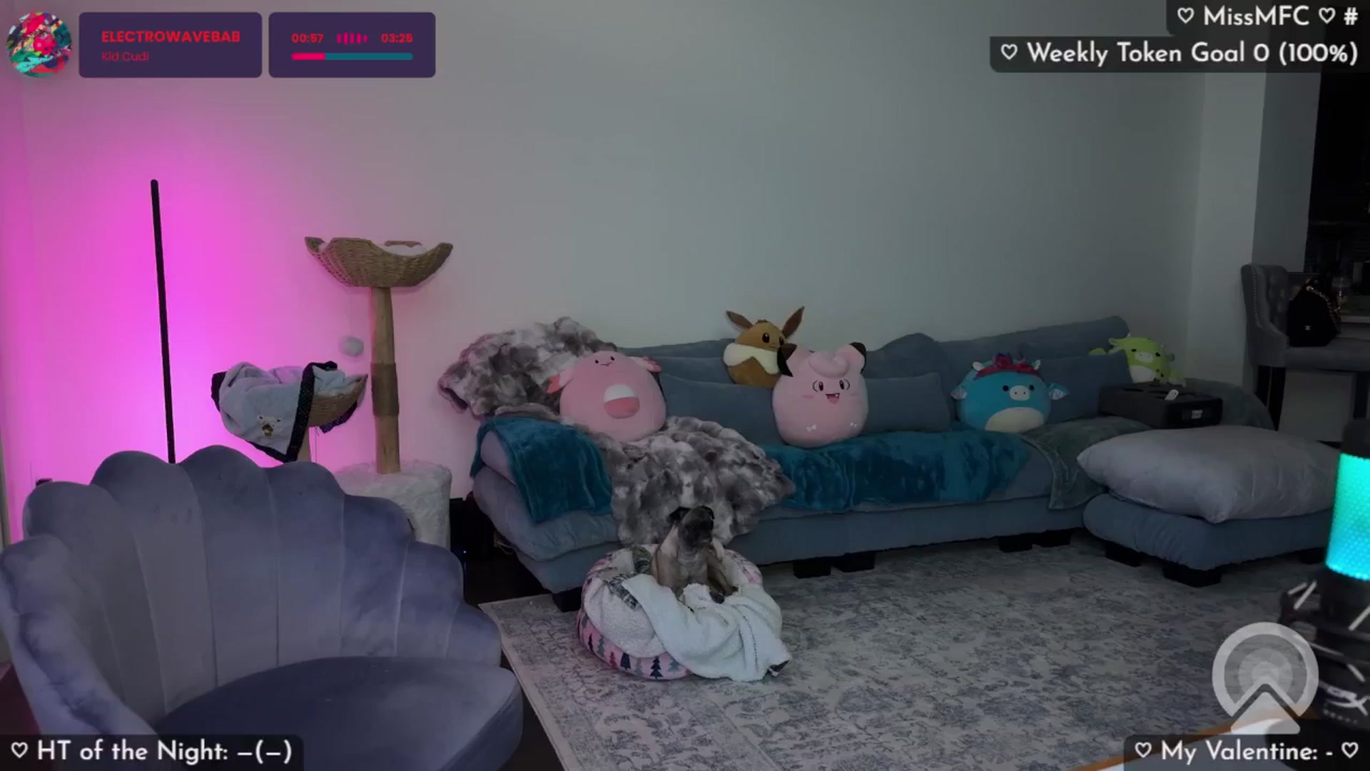 Gallery image thumbnail from LizzySmallz's myfreecams stream on, 02/03/2026, 24:56 image 2 of 20