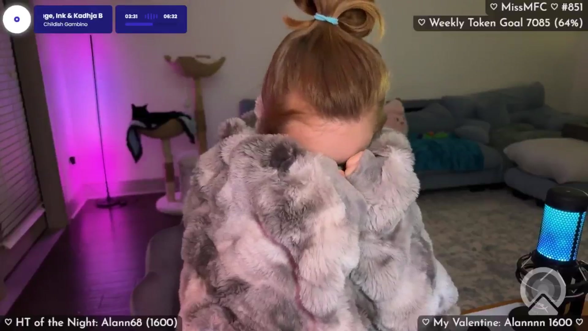 Gallery image thumbnail from LizzySmallz's myfreecams stream on, 02/07/2026, 11:26 image 18 of 20