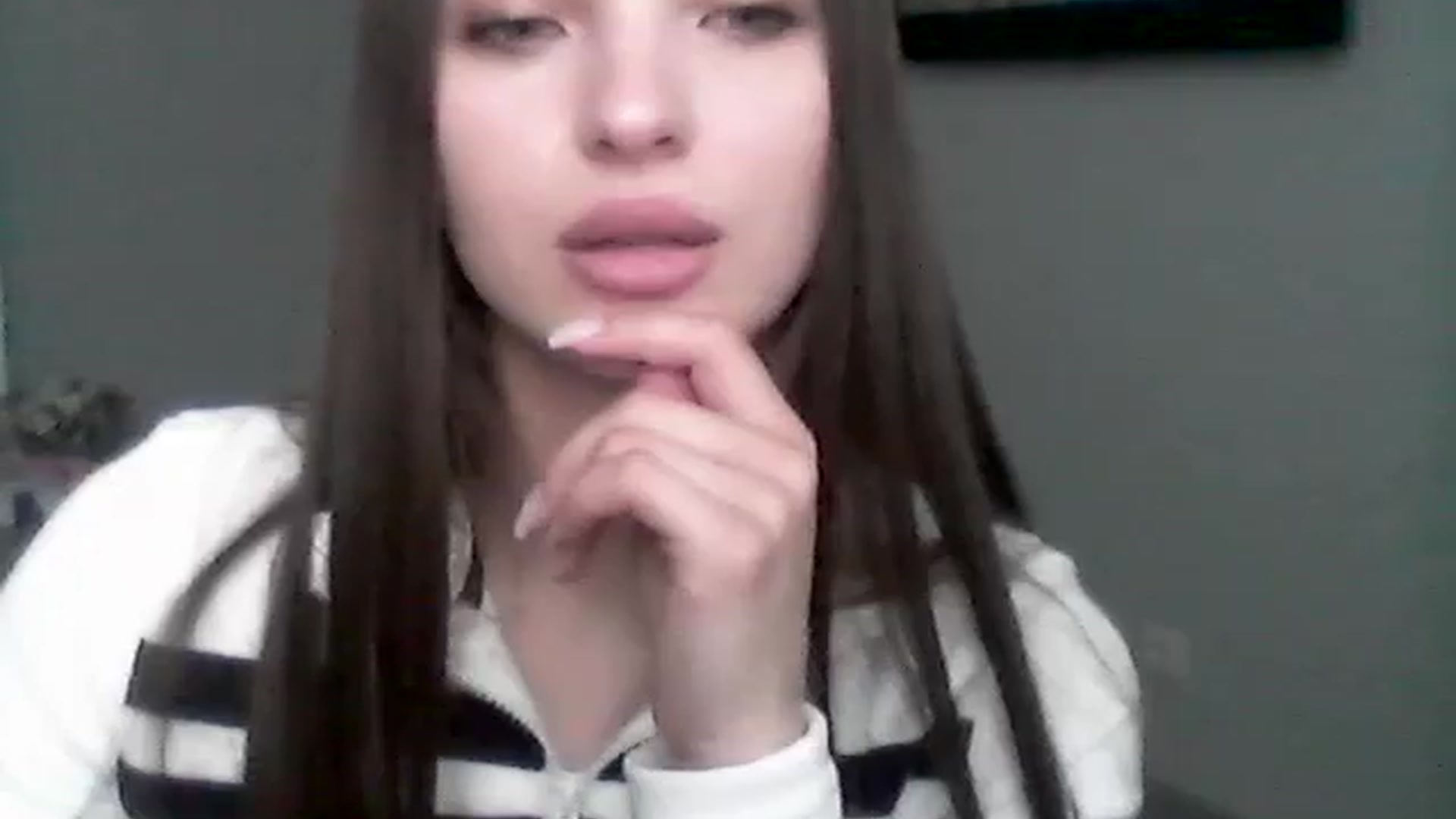 Gallery image thumbnail from LizzyStarr's myfreecams stream on, 03/27/2025, 09:47 image 17 of 20