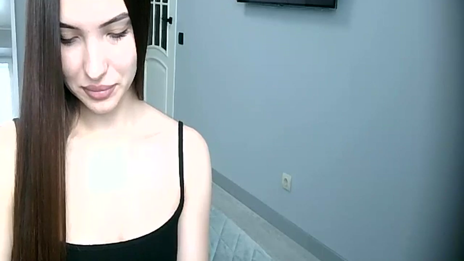 Gallery image thumbnail from LizzyStarr's myfreecams stream on, 04/03/2025, 08:34 image 3 of 20