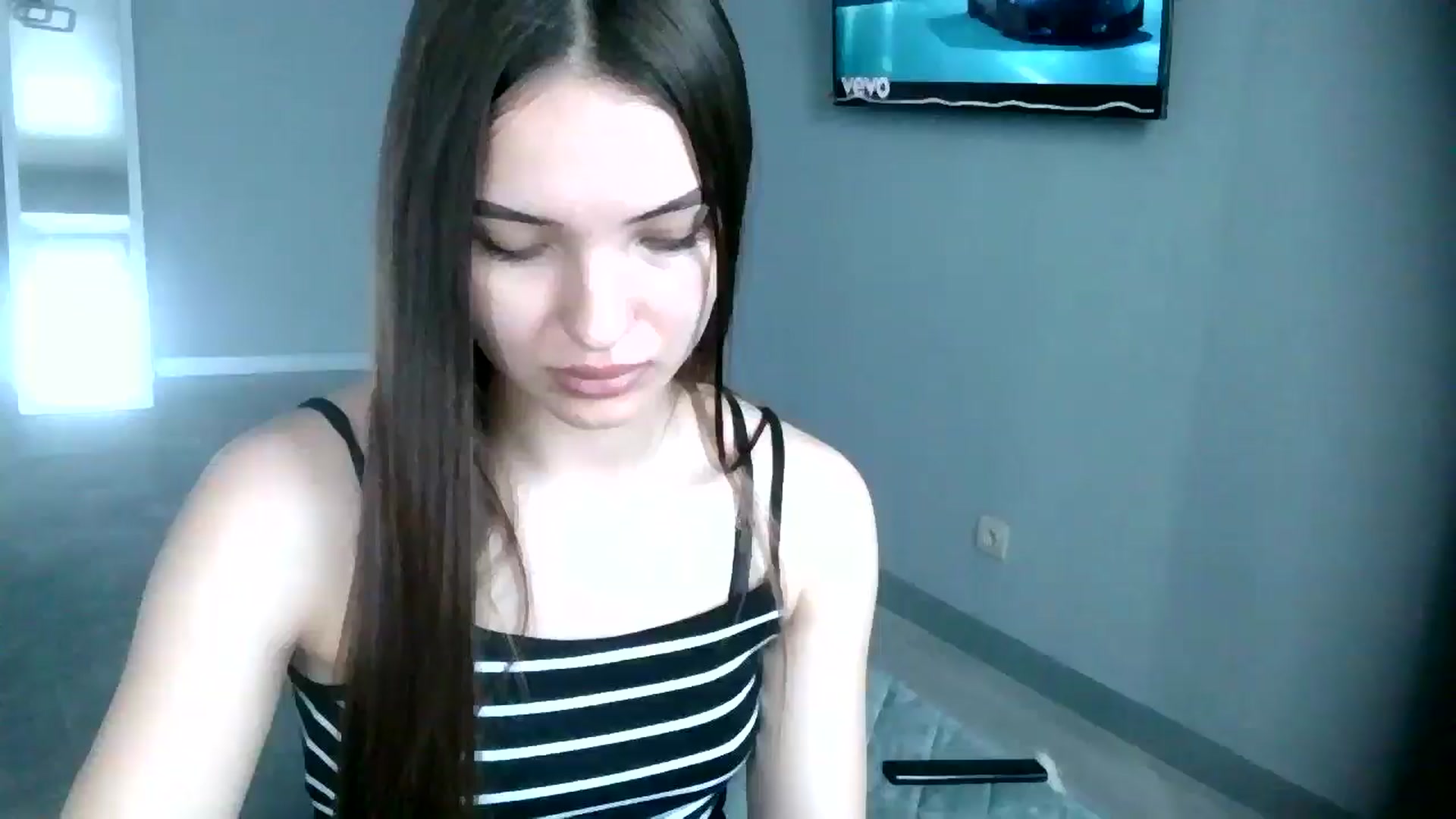 Gallery image thumbnail from LizzyStarr's myfreecams stream on, 04/04/2025, 09:14 image 1 of 20