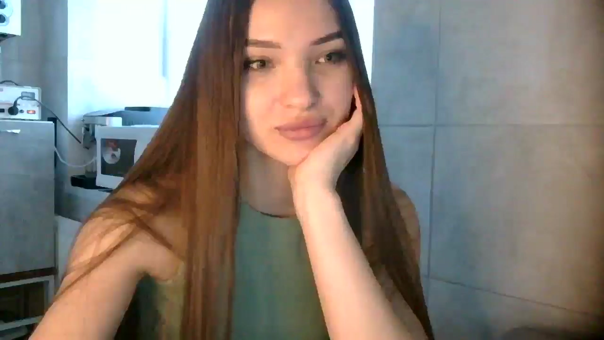 Gallery image thumbnail from LizzyStarr's myfreecams stream on, 04/09/2025, 15:04 image 4 of 20