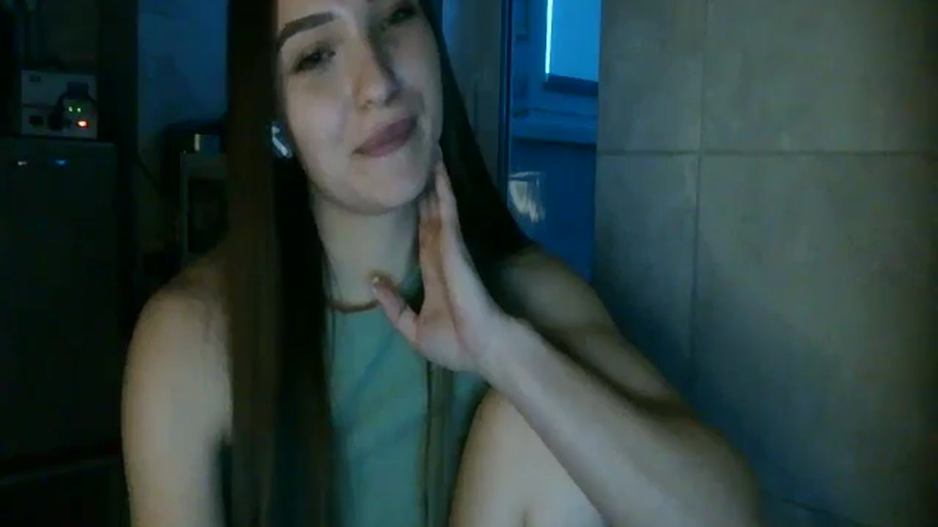 Gallery image thumbnail from LizzyStarr's myfreecams stream on, 04/09/2025, 17:05 image 18 of 20