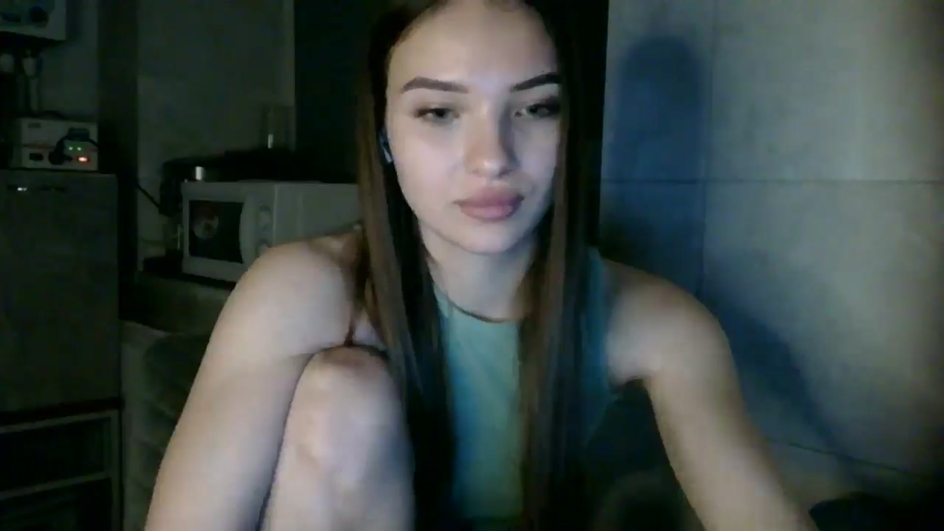 Gallery image thumbnail from LizzyStarr's myfreecams stream on, 04/09/2025, 18:37 image 17 of 20