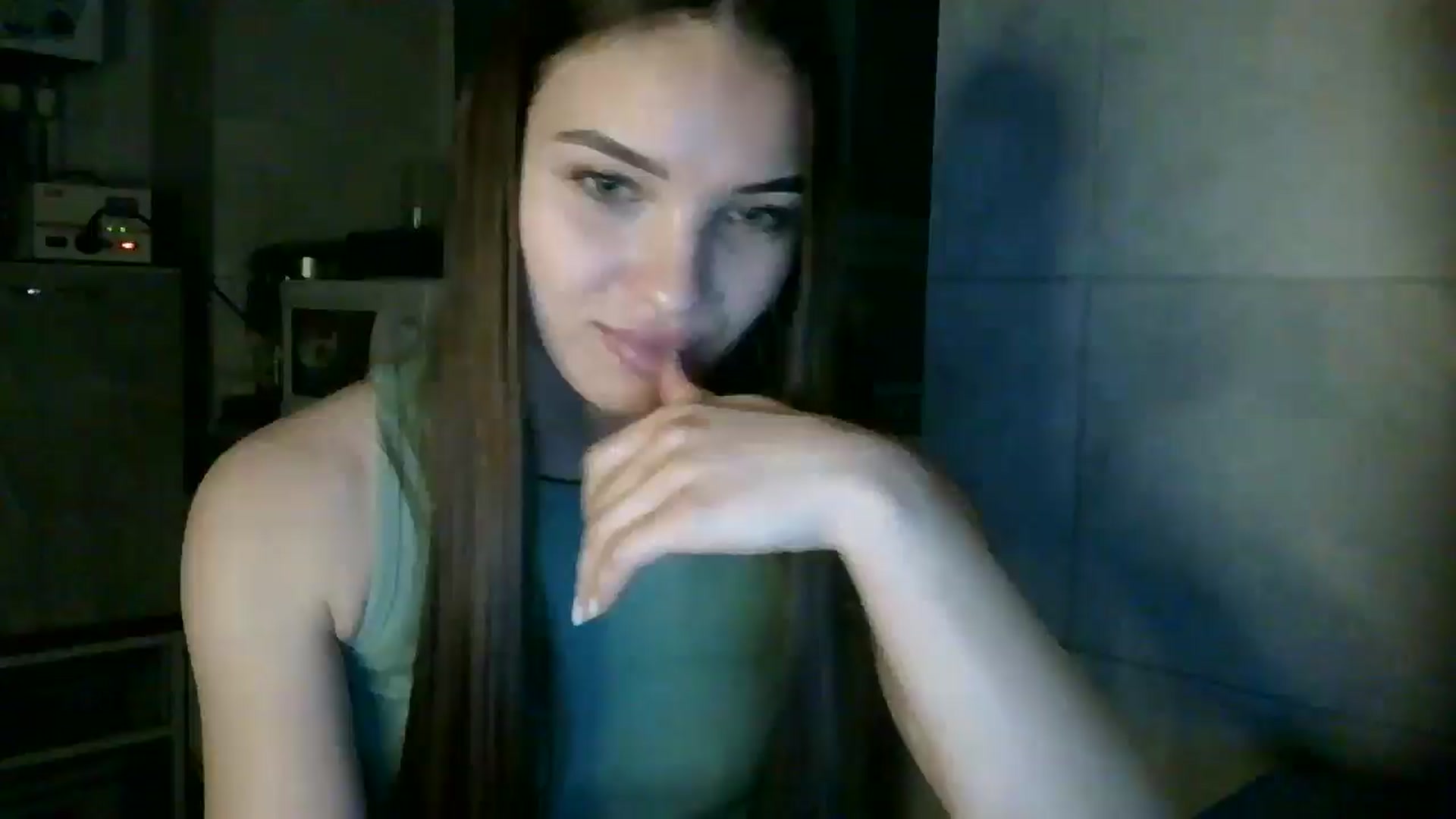 Gallery image thumbnail from LizzyStarr's myfreecams stream on, 04/09/2025, 18:37 image 2 of 20