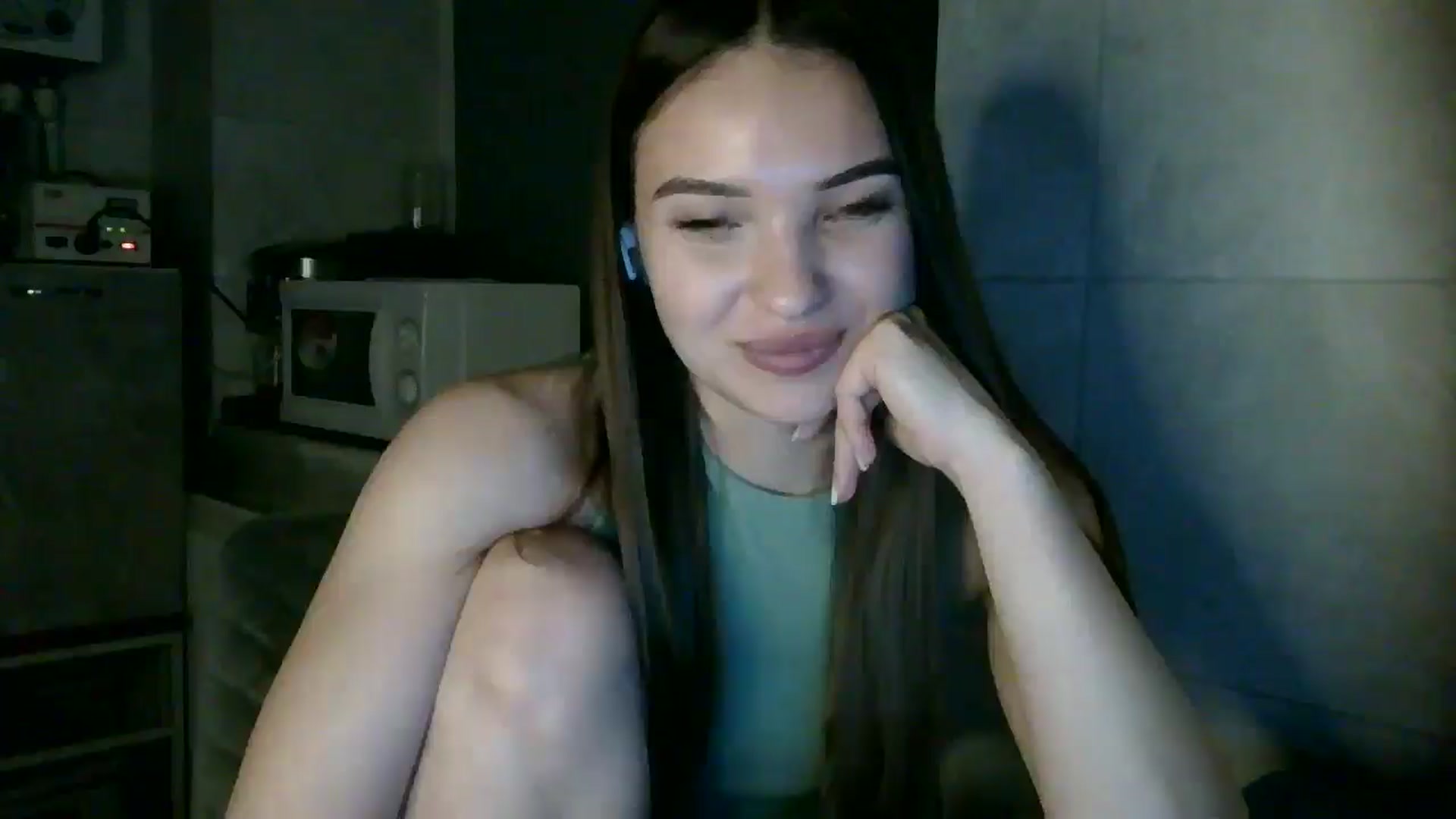 Gallery image thumbnail from LizzyStarr's myfreecams stream on, 04/09/2025, 18:37 image 19 of 20