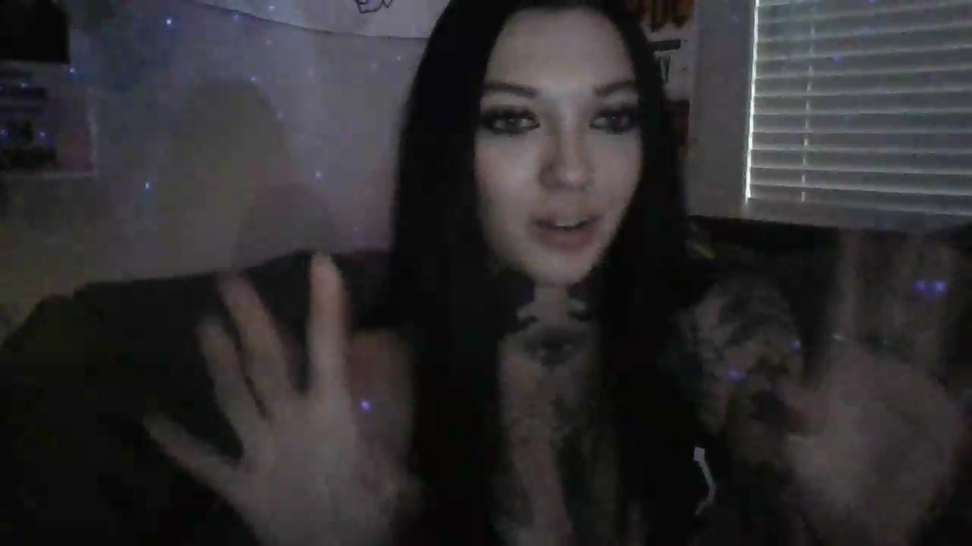 Gallery image thumbnail from LizzyVicious's myfreecams stream on, 08/04/2026, 08:06 image 10 of 20