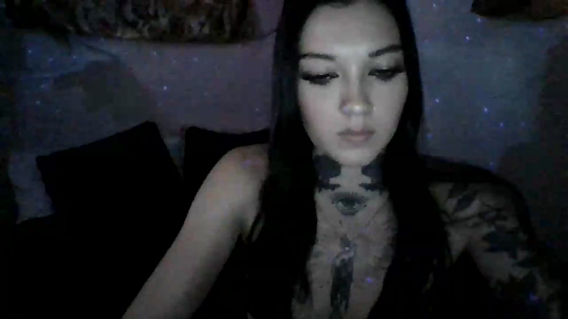 Gallery image thumbnail from LizzyVicious's myfreecams stream on, 08/05/2026, 06:25 image 6 of 20