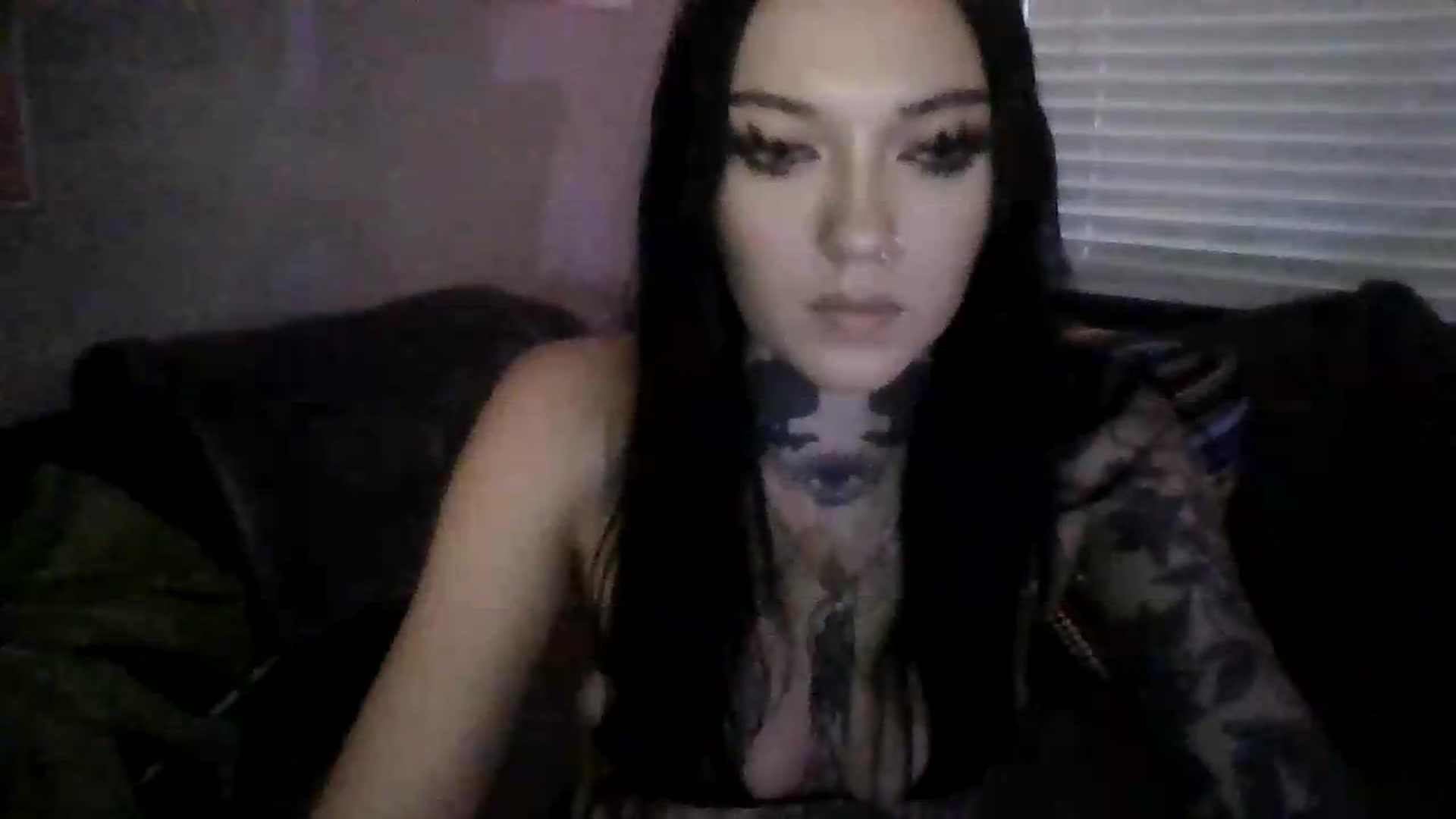 Gallery image thumbnail from LizzyVicious's myfreecams stream on, 08/14/2026, 06:27 image 13 of 20
