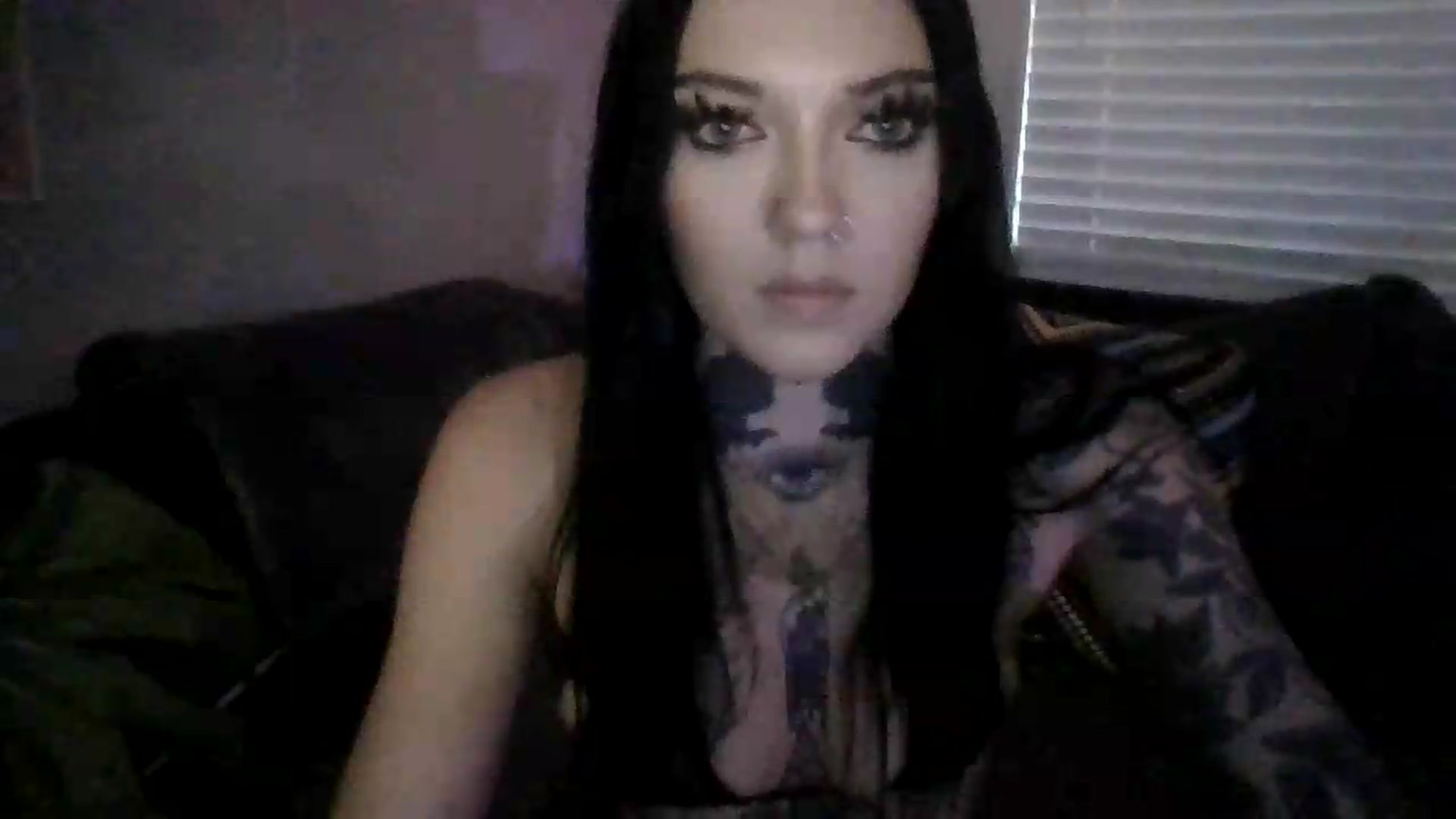 Gallery image thumbnail from LizzyVicious's myfreecams stream on, 08/14/2026, 06:27 image 14 of 20