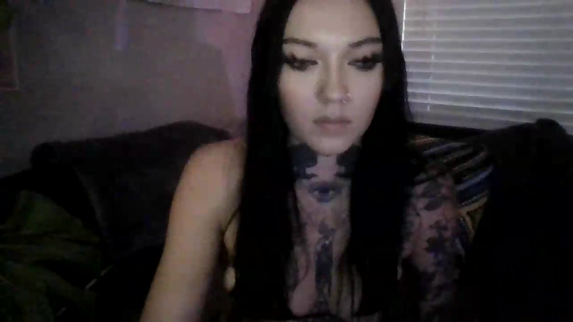 Gallery image thumbnail from LizzyVicious's myfreecams stream on, 08/14/2026, 06:27 image 5 of 20