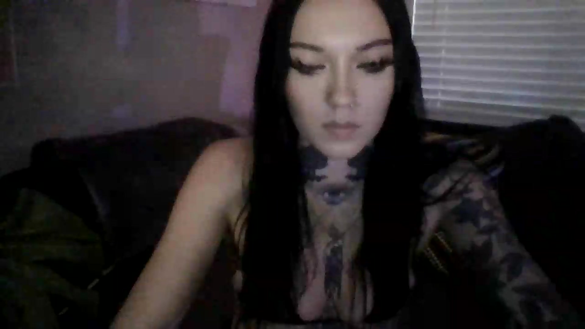 Gallery image thumbnail from LizzyVicious's myfreecams stream on, 08/14/2026, 06:27 image 12 of 20