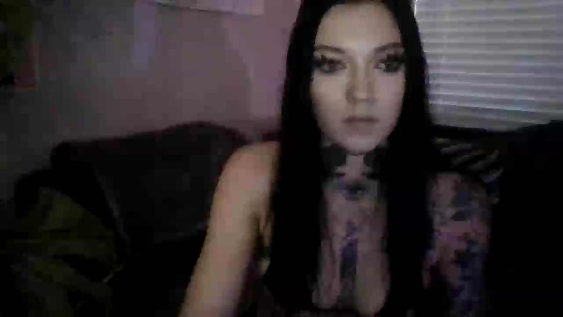Gallery image thumbnail from LizzyVicious's myfreecams stream on, 08/14/2026, 06:51 image 6 of 20