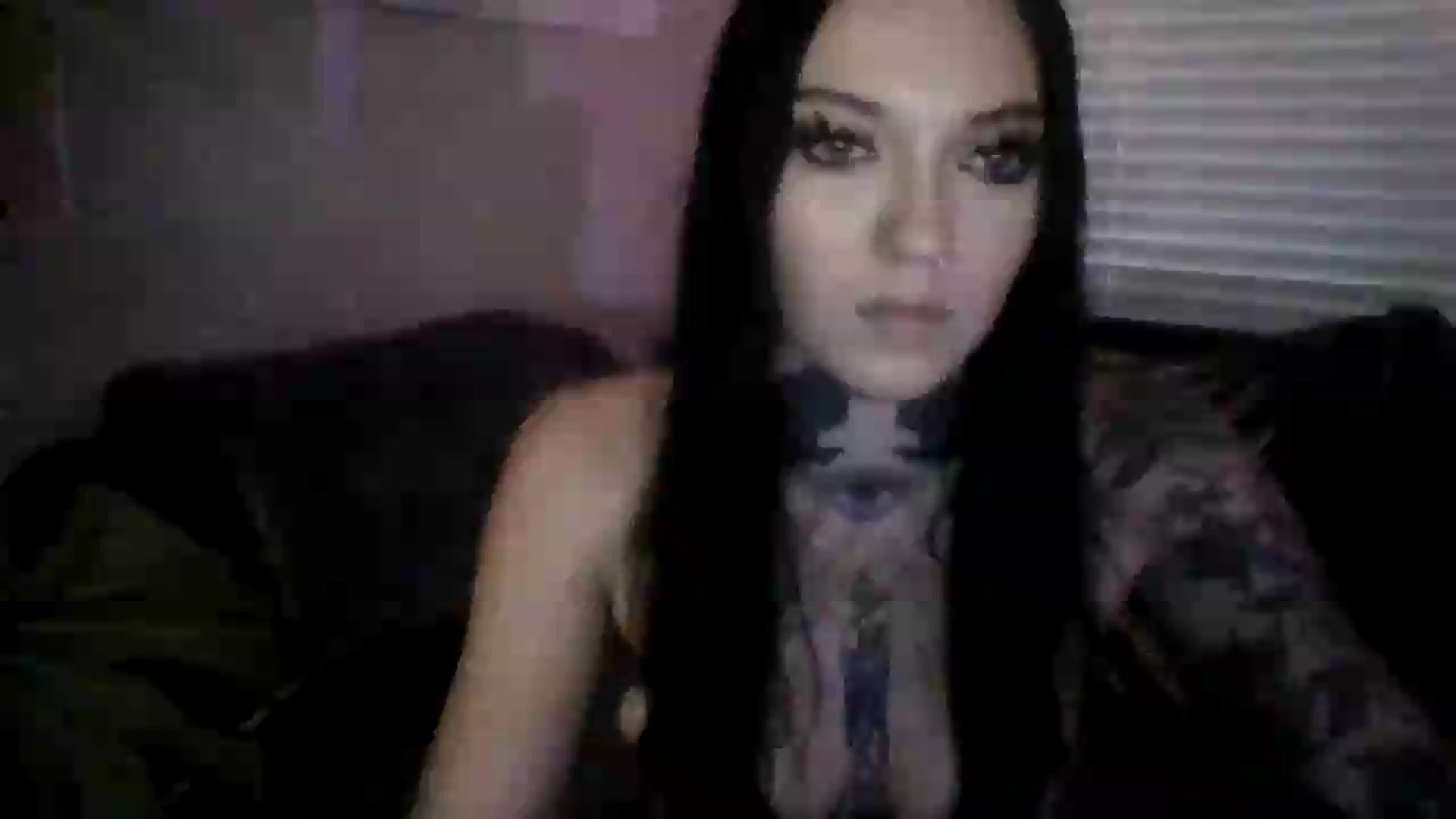 Gallery image thumbnail from LizzyVicious's myfreecams stream on, 08/14/2026, 06:51 image 17 of 20