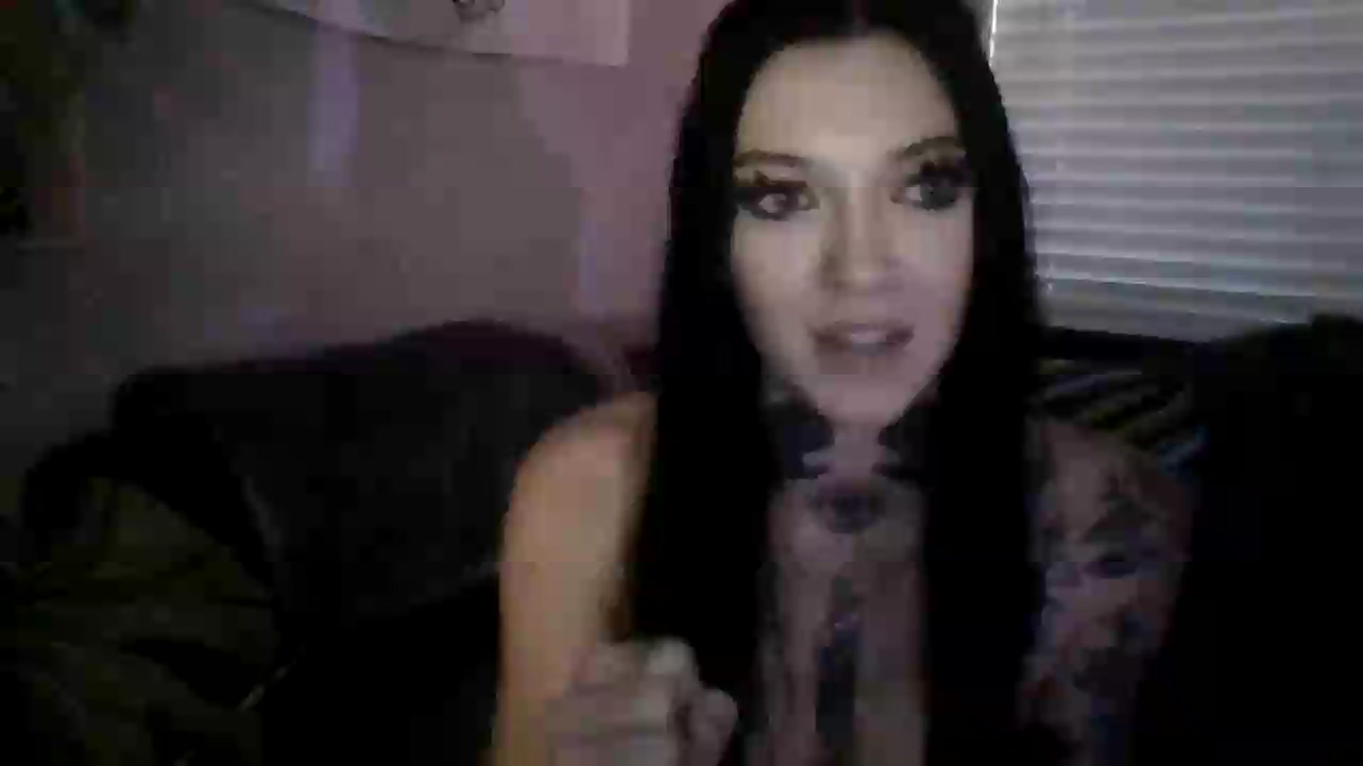 Gallery image thumbnail from LizzyVicious's myfreecams stream on, 08/14/2026, 06:51 image 8 of 20