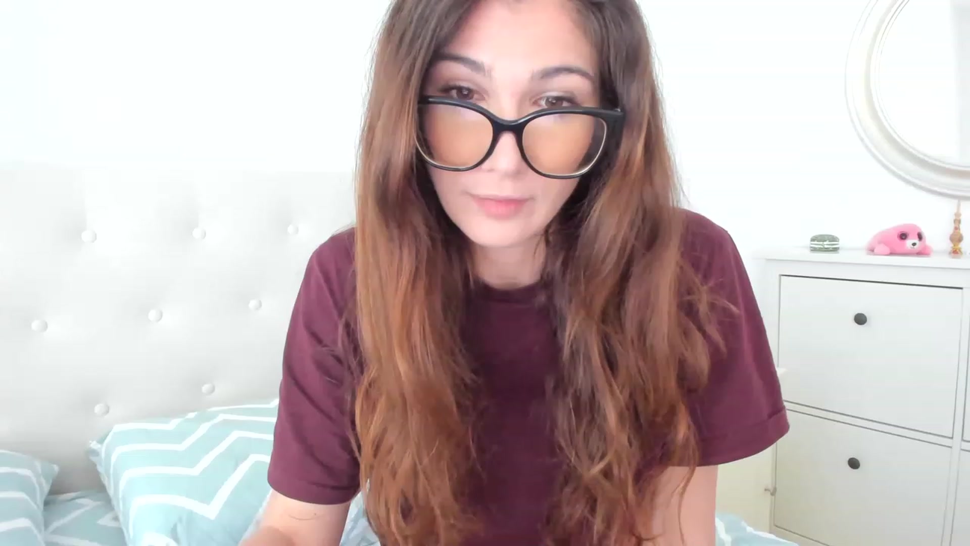 Gallery image thumbnail from LlamaTellU's myfreecams stream on, 03/17/2023, 09:16 image 7 of 20