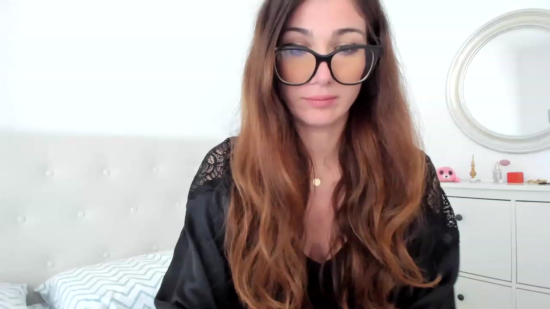 Gallery image thumbnail from LlamaTellU's myfreecams stream on, 03/21/2023, 09:23 image 19 of 20