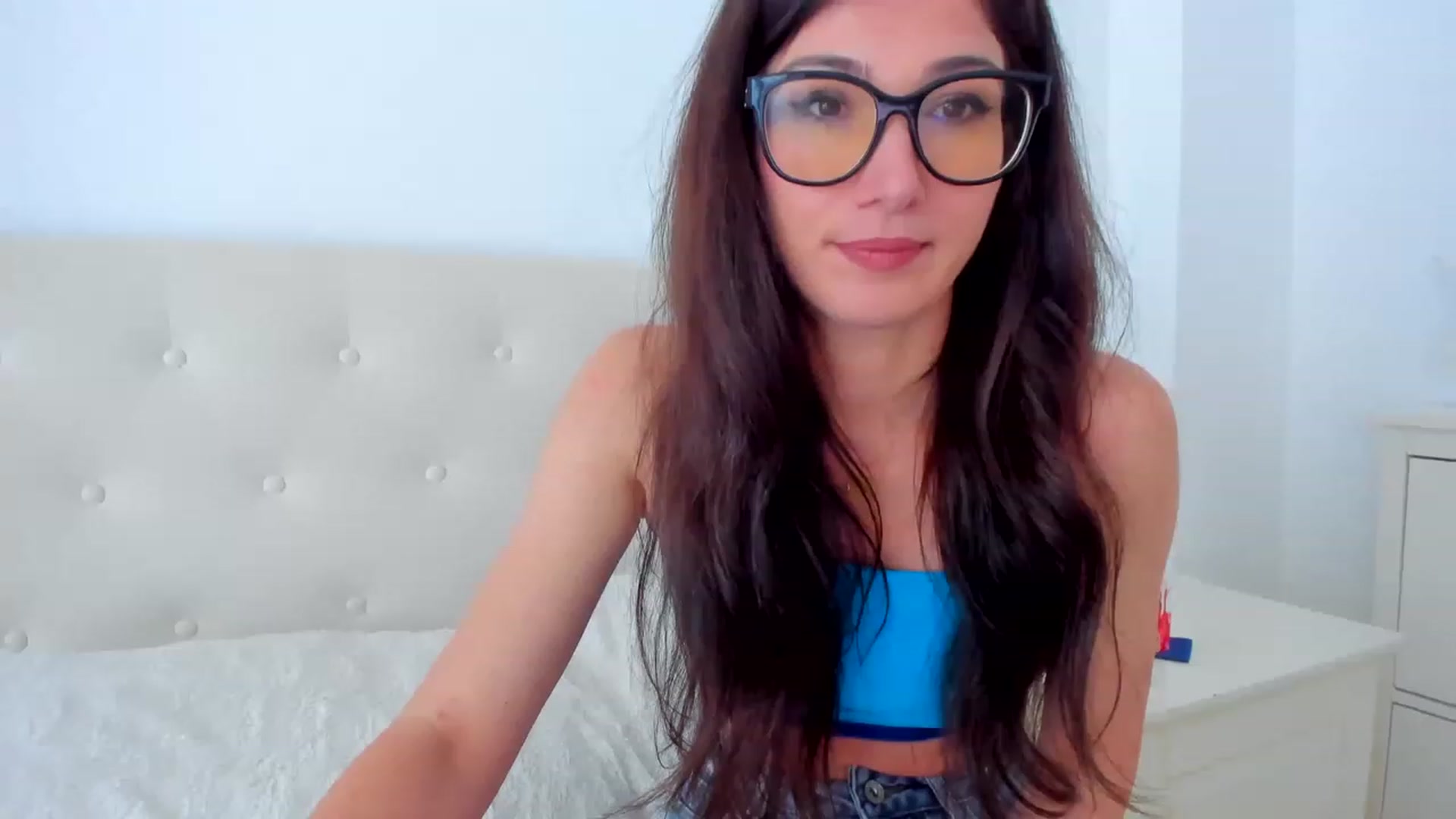 Gallery image thumbnail from LlamaTellU's myfreecams stream on, 04/23/2023, 08:16 image 19 of 20