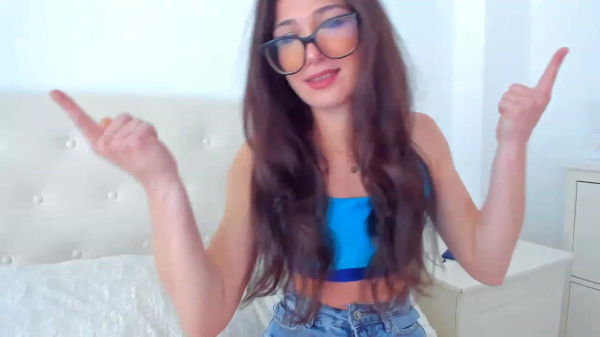 Gallery image thumbnail from LlamaTellU's myfreecams stream on, 04/23/2023, 08:16 image 6 of 20