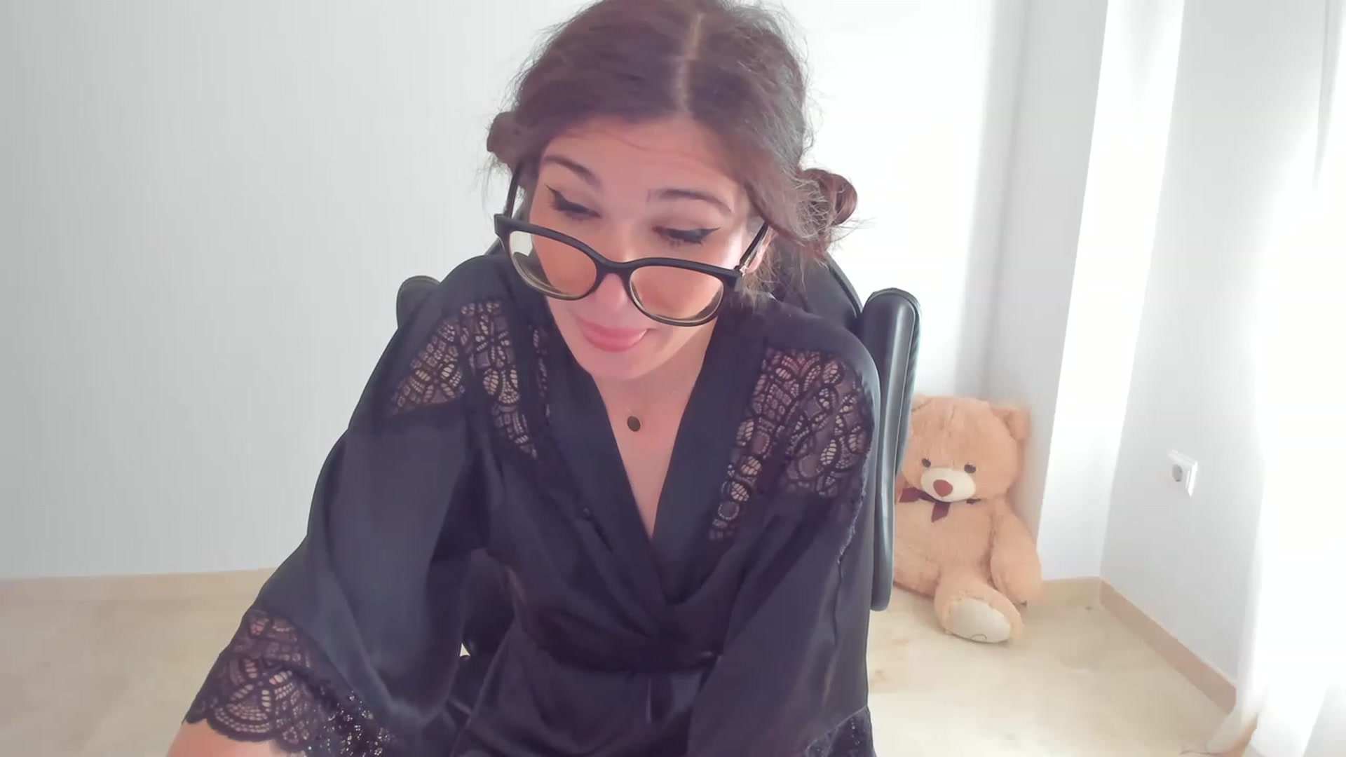 Gallery image thumbnail from LlamaTellU's myfreecams stream on, 06/14/2023, 09:27 image 20 of 20