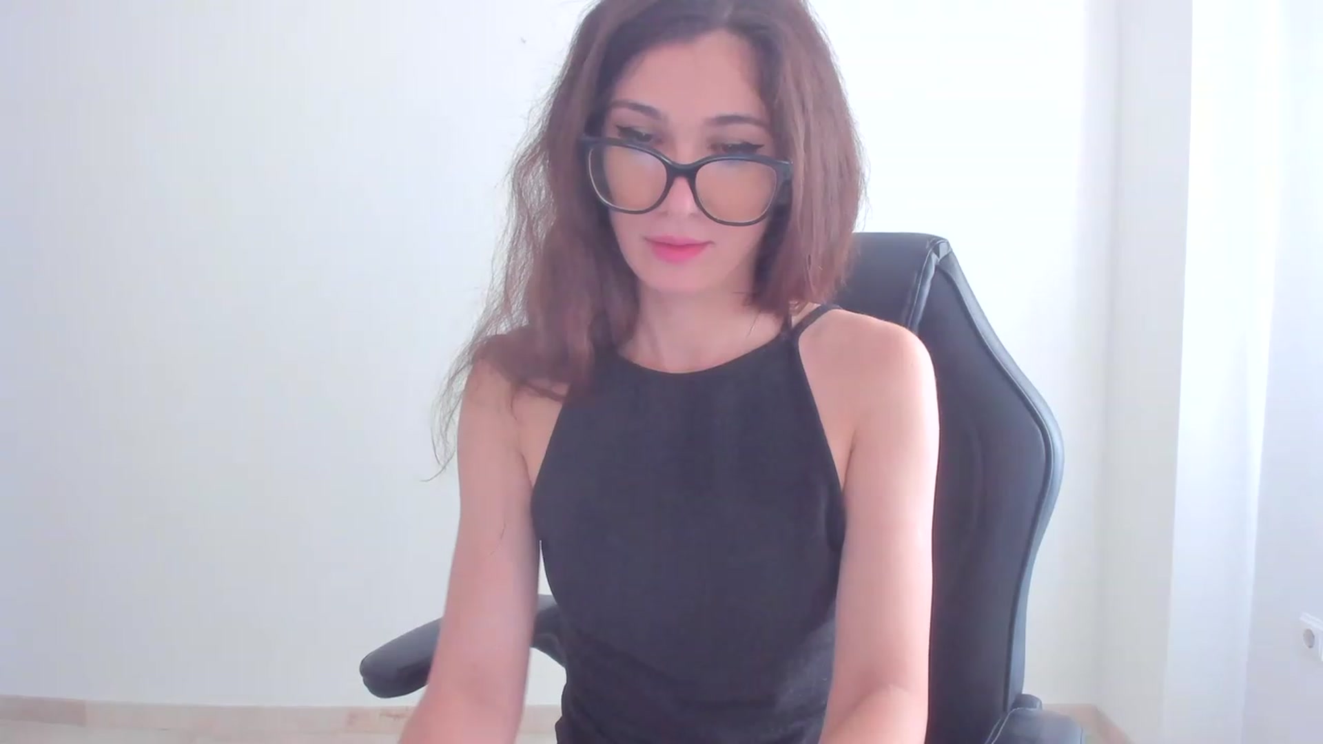 Gallery image thumbnail from LlamaTellU's myfreecams stream on, 07/17/2023, 07:32 image 20 of 20