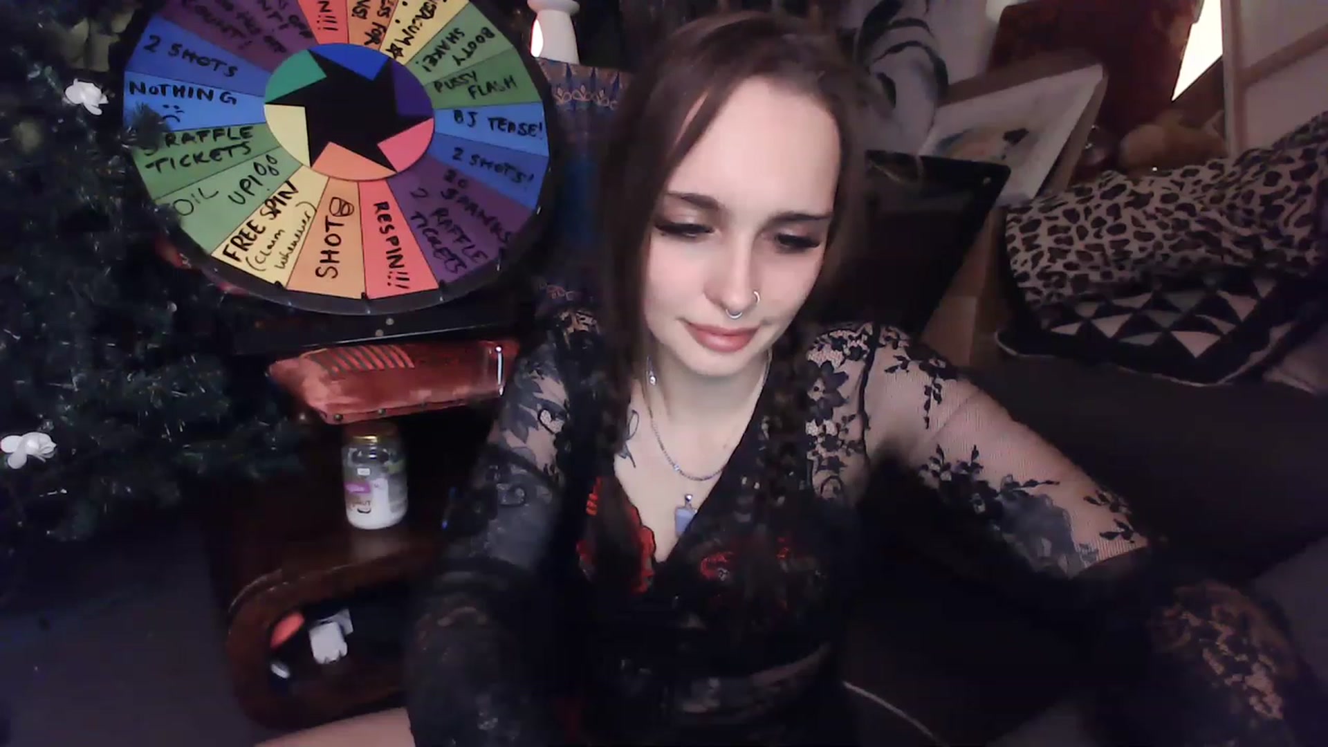 Gallery image thumbnail from Llittlellama's myfreecams stream on, 12/02/2022, 11:19 image 13 of 20