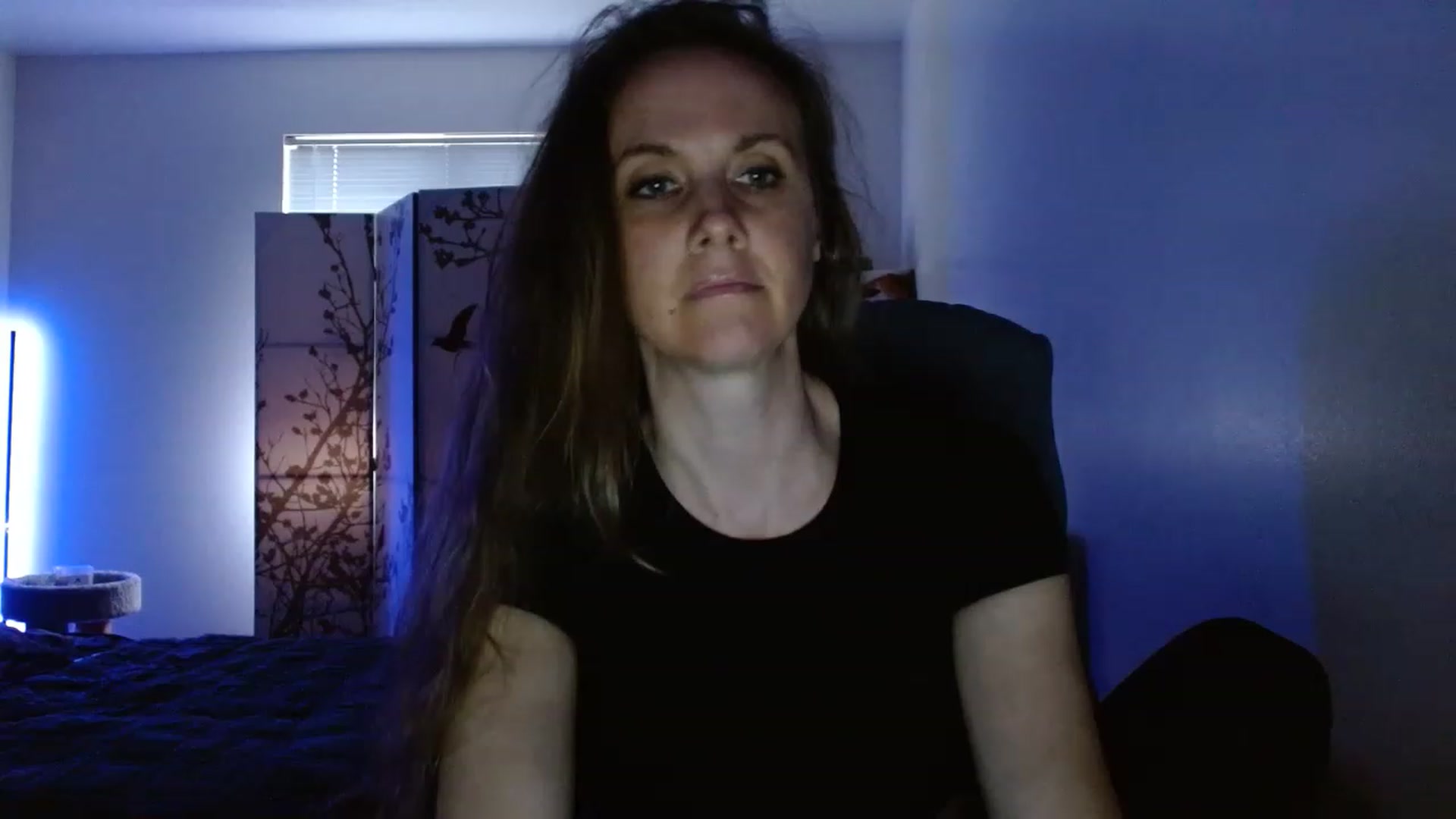 Gallery image thumbnail from LoVe_On__'s myfreecams stream on, 04/25/2023, 24:52 image 10 of 20