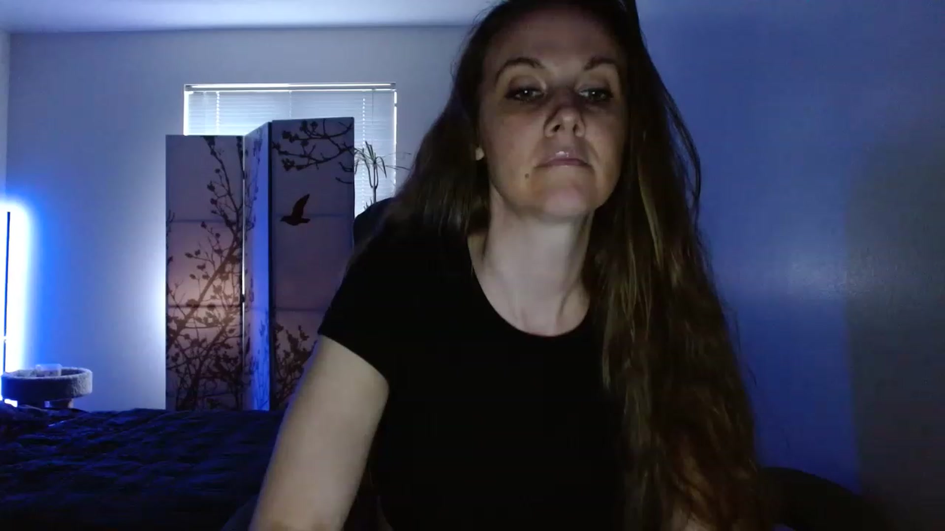 Gallery image thumbnail from LoVe_On__'s myfreecams stream on, 04/25/2023, 24:52 image 7 of 20