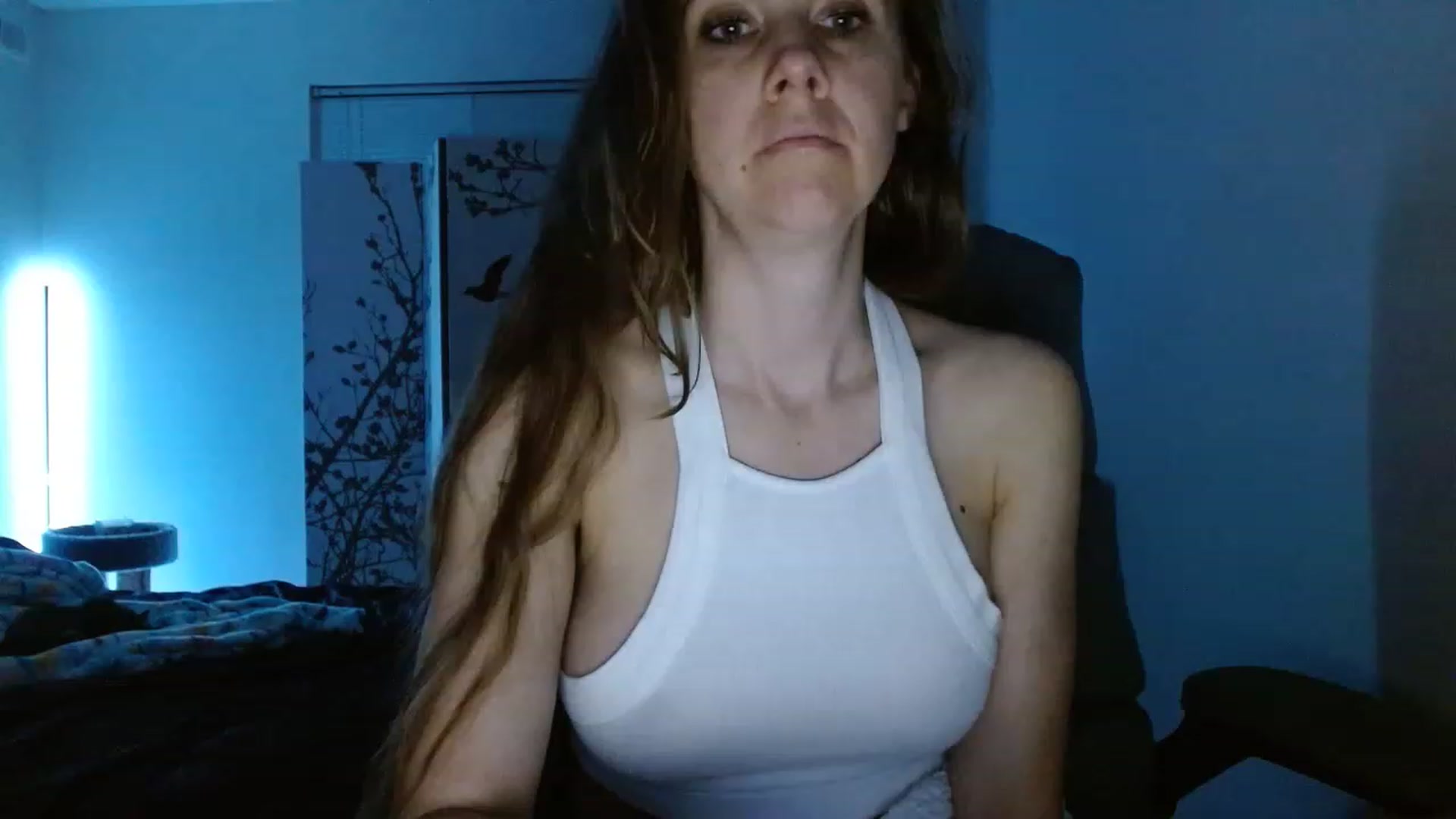 Gallery image thumbnail from LoVe_On__'s myfreecams stream on, 04/29/2023, 10:04 image 18 of 20
