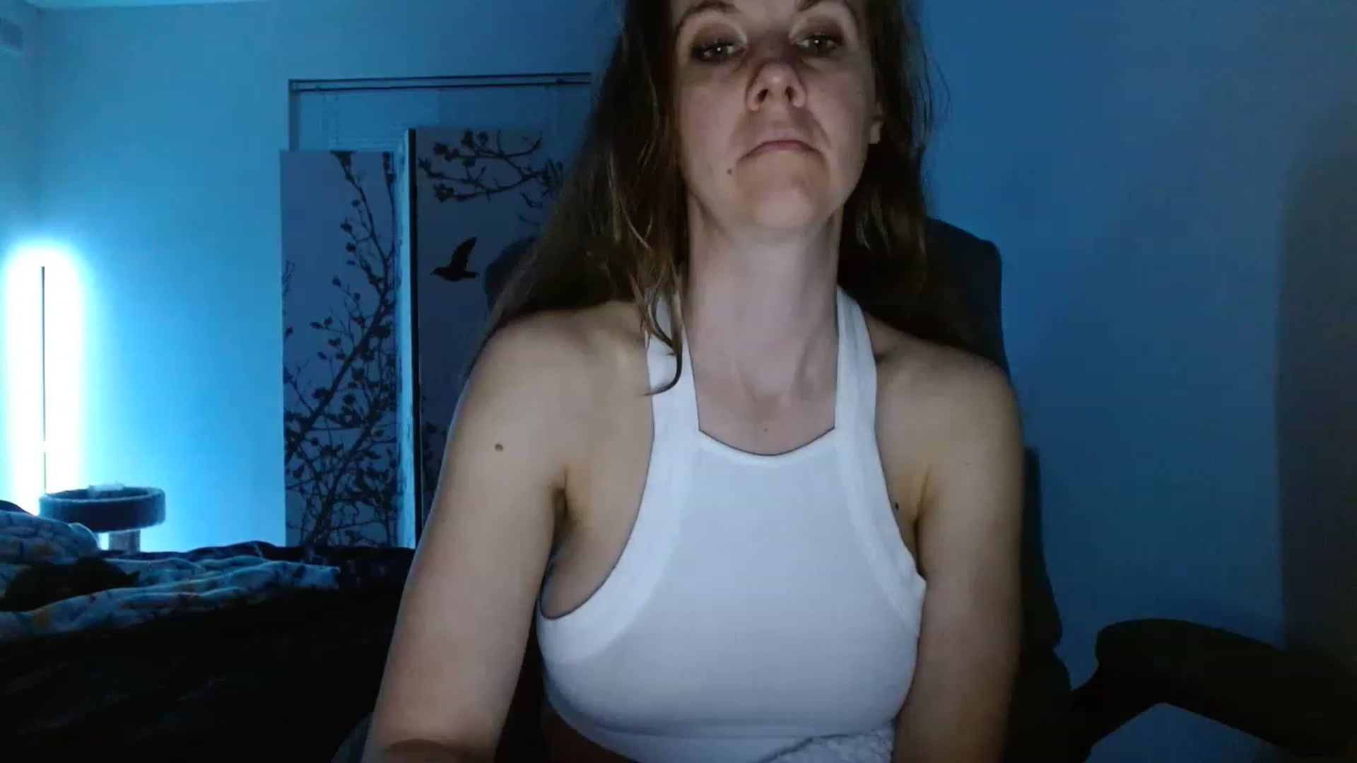 Gallery image thumbnail from LoVe_On__'s myfreecams stream on, 04/29/2023, 10:04 image 14 of 20