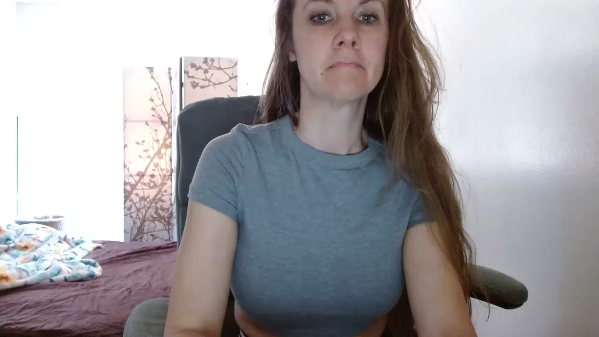 Gallery image thumbnail from LoVe_On__'s myfreecams stream on, 04/29/2023, 16:35 image 12 of 20
