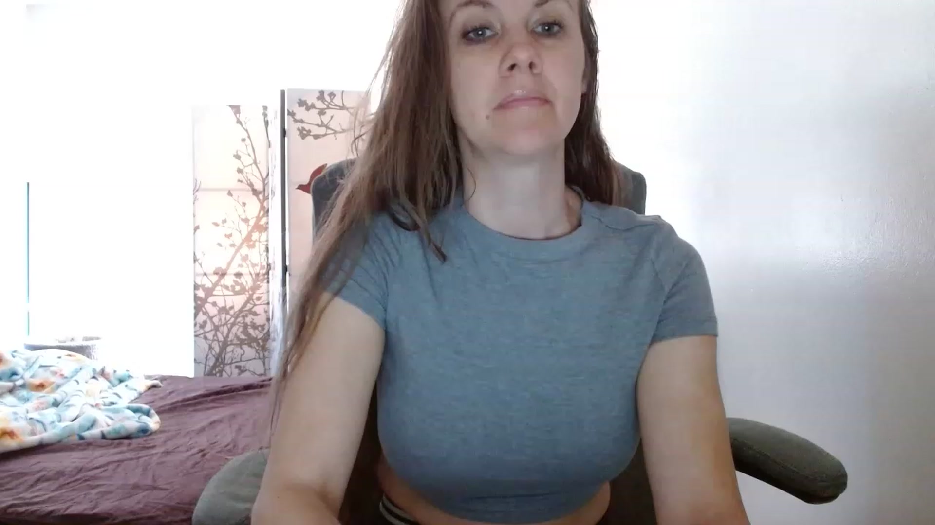 Gallery image thumbnail from LoVe_On__'s myfreecams stream on, 04/29/2023, 16:35 image 6 of 20